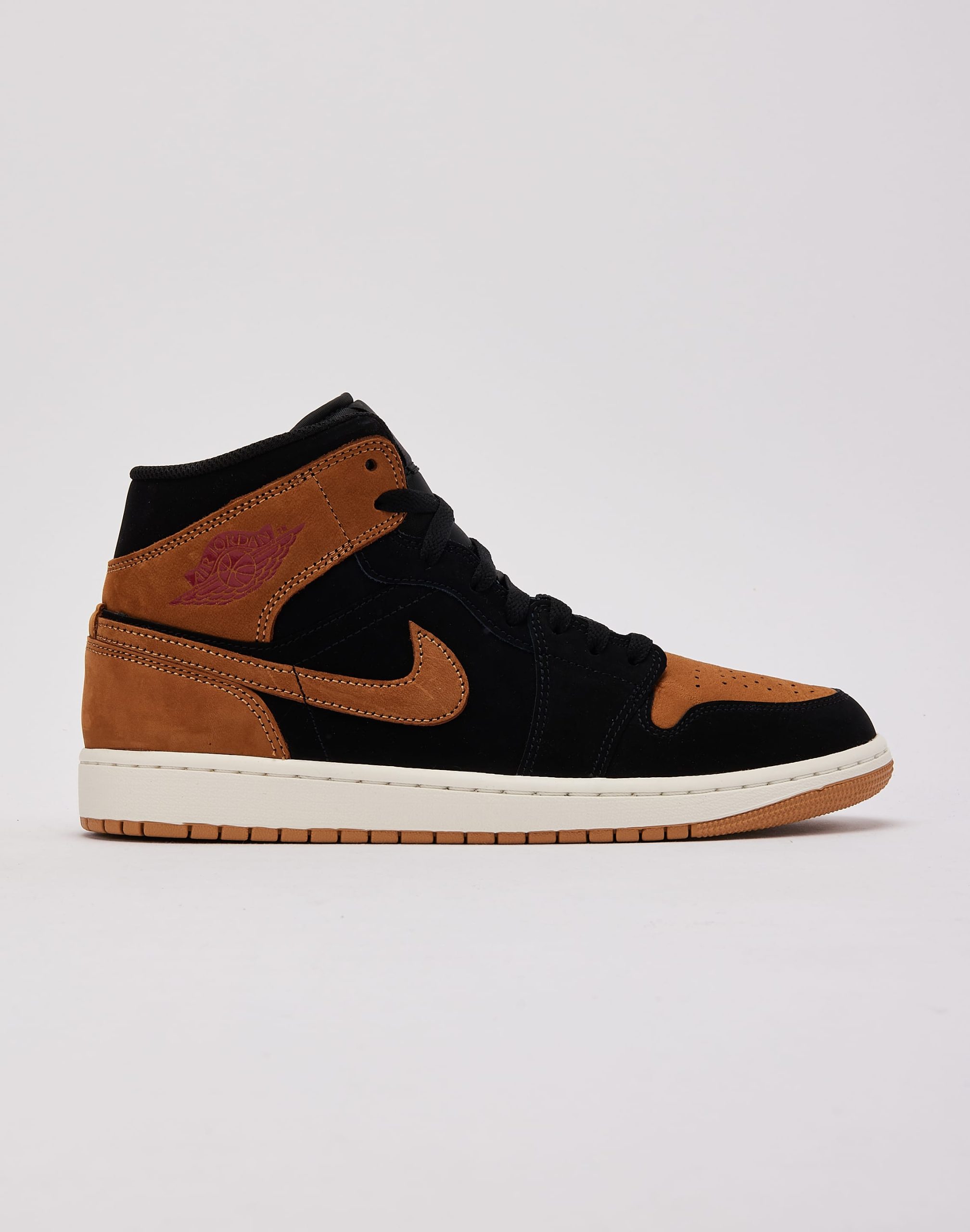 Jordan Air Jordan 1 Mid SE