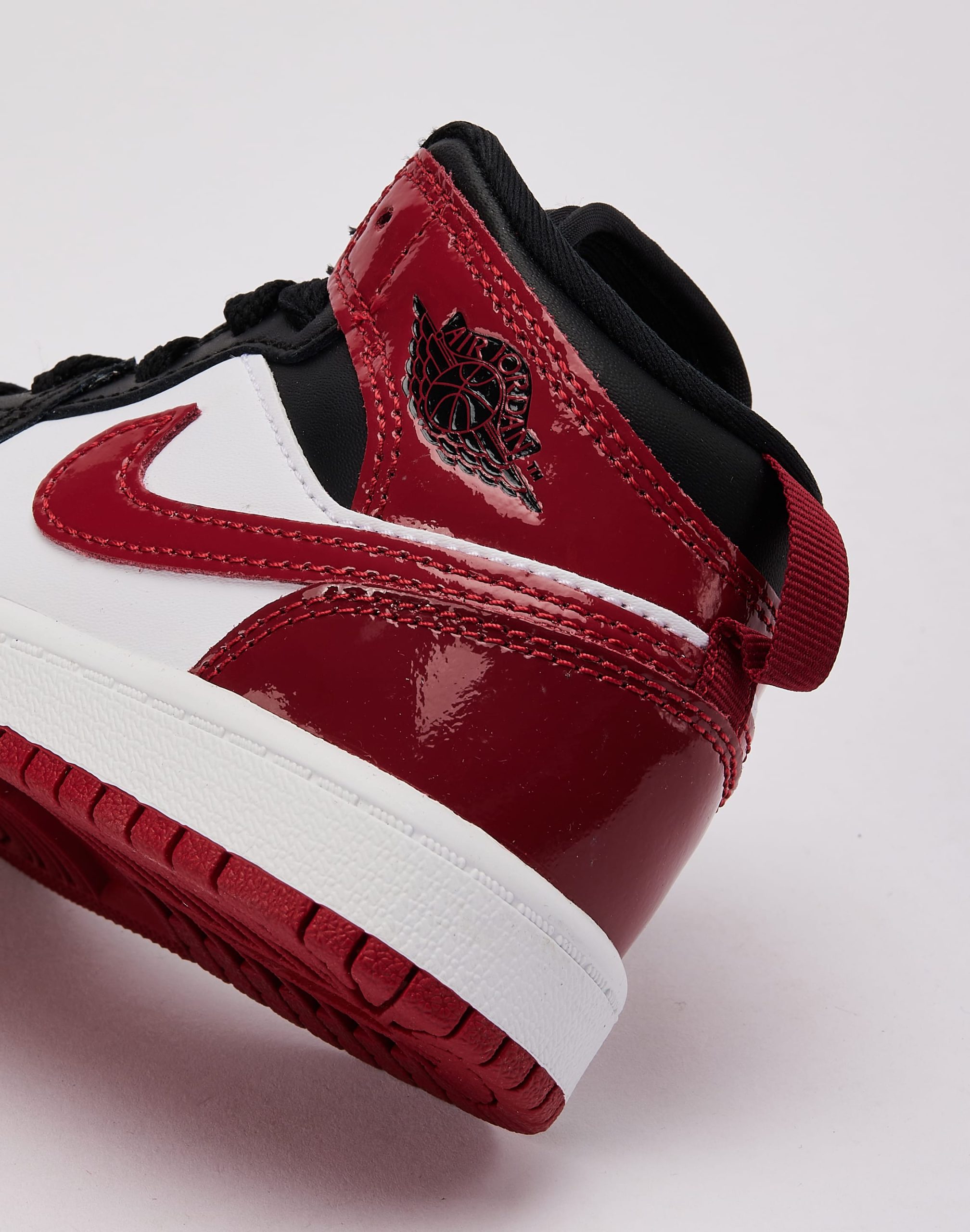 Jordan Air Jordan 1 Mid SE Pre-School - Image 5