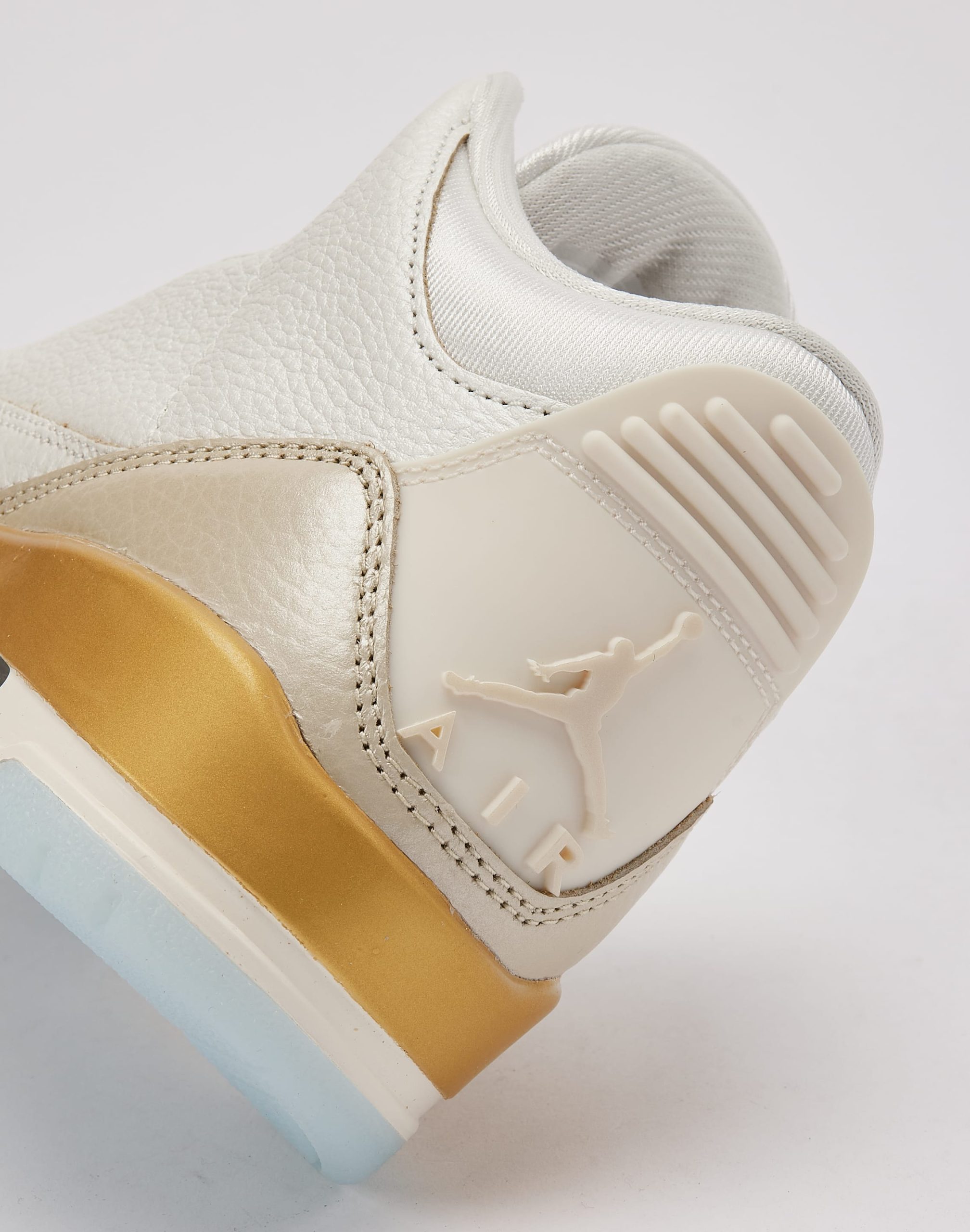 Jordan Air Jordan 3 Retro 'Sail and Pale Ivory' - Image 5