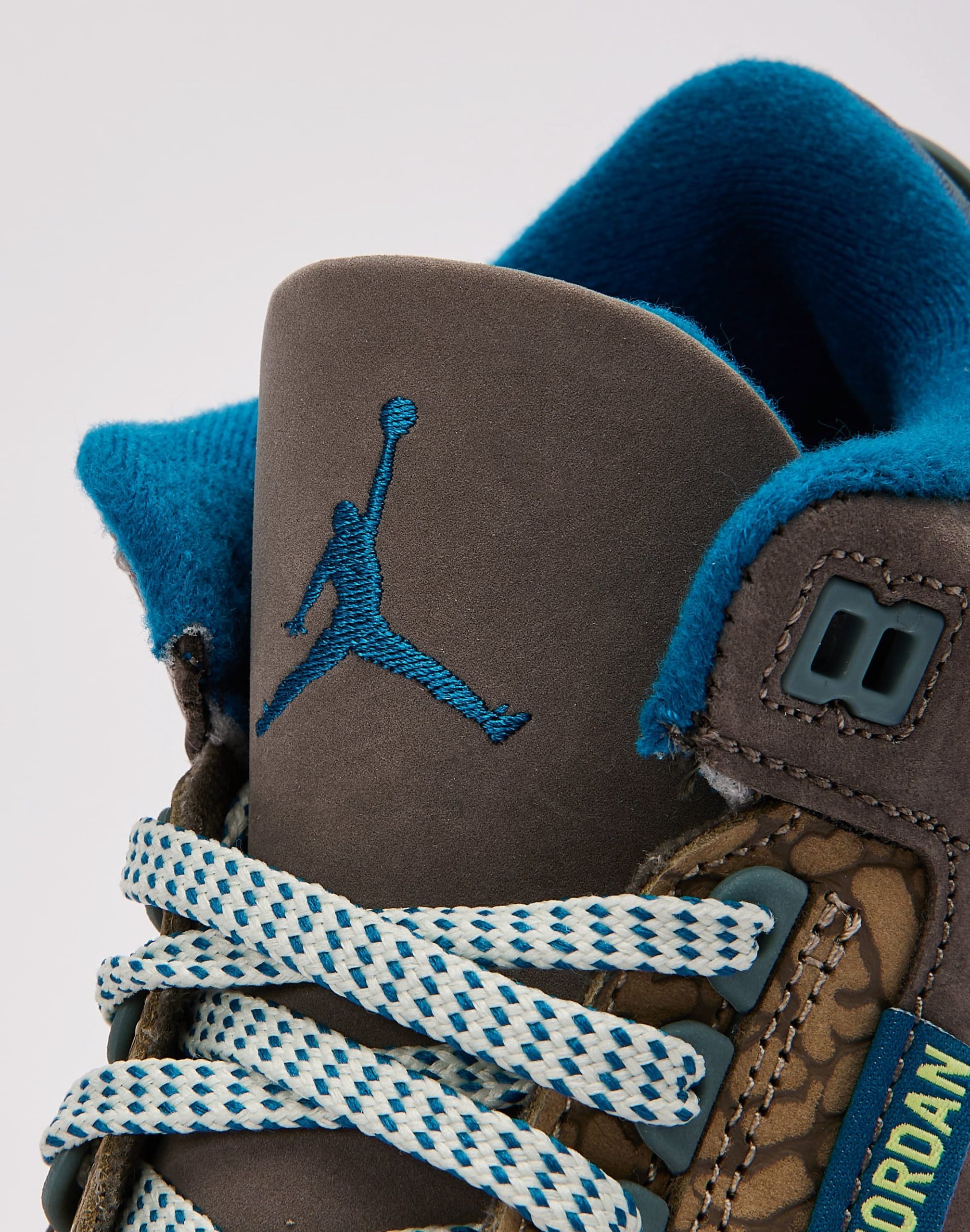 Jordan Air Jordan 3 Retro 'We Outside' Grade-School - Image 6