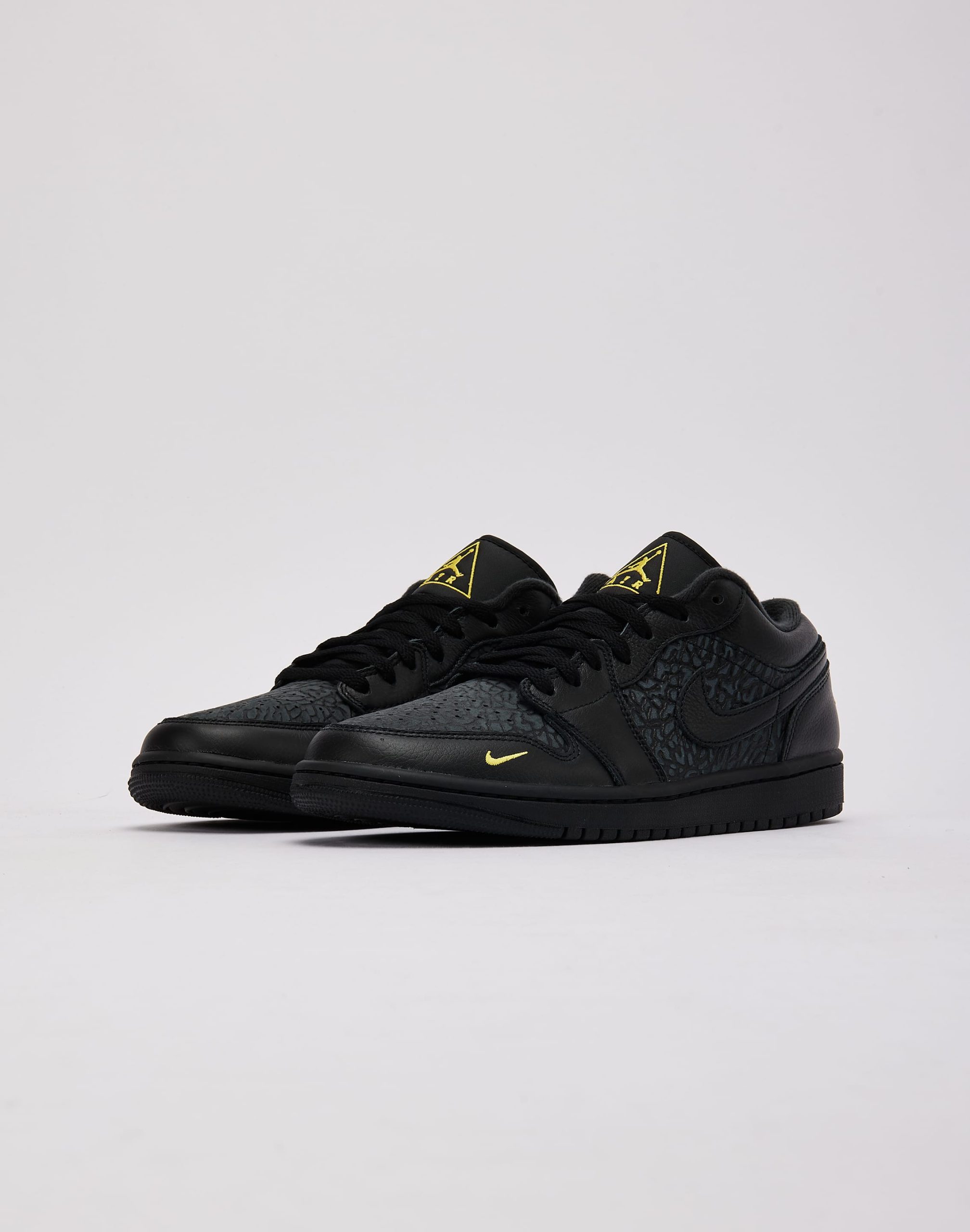 Jordan Air Jordan 1 Low SE - Image 2