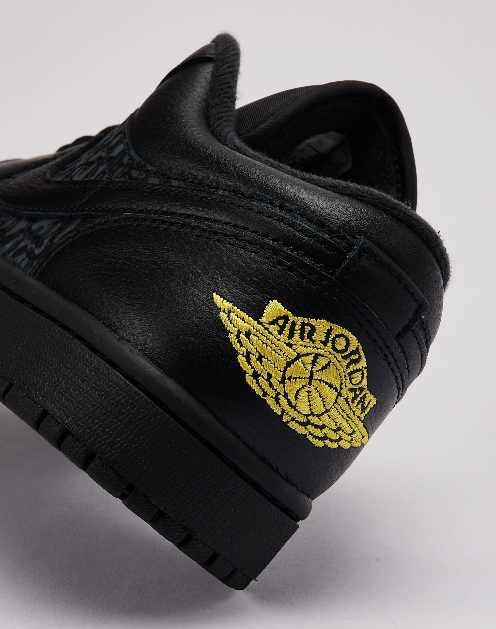 Jordan Air Jordan 1 Low SE - Image 5