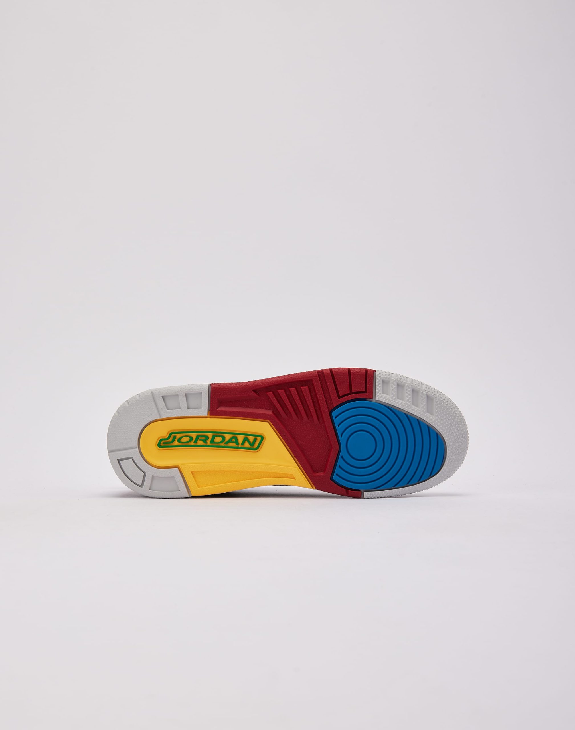 Jordan Spizike Low SE Grade-School - Image 4
