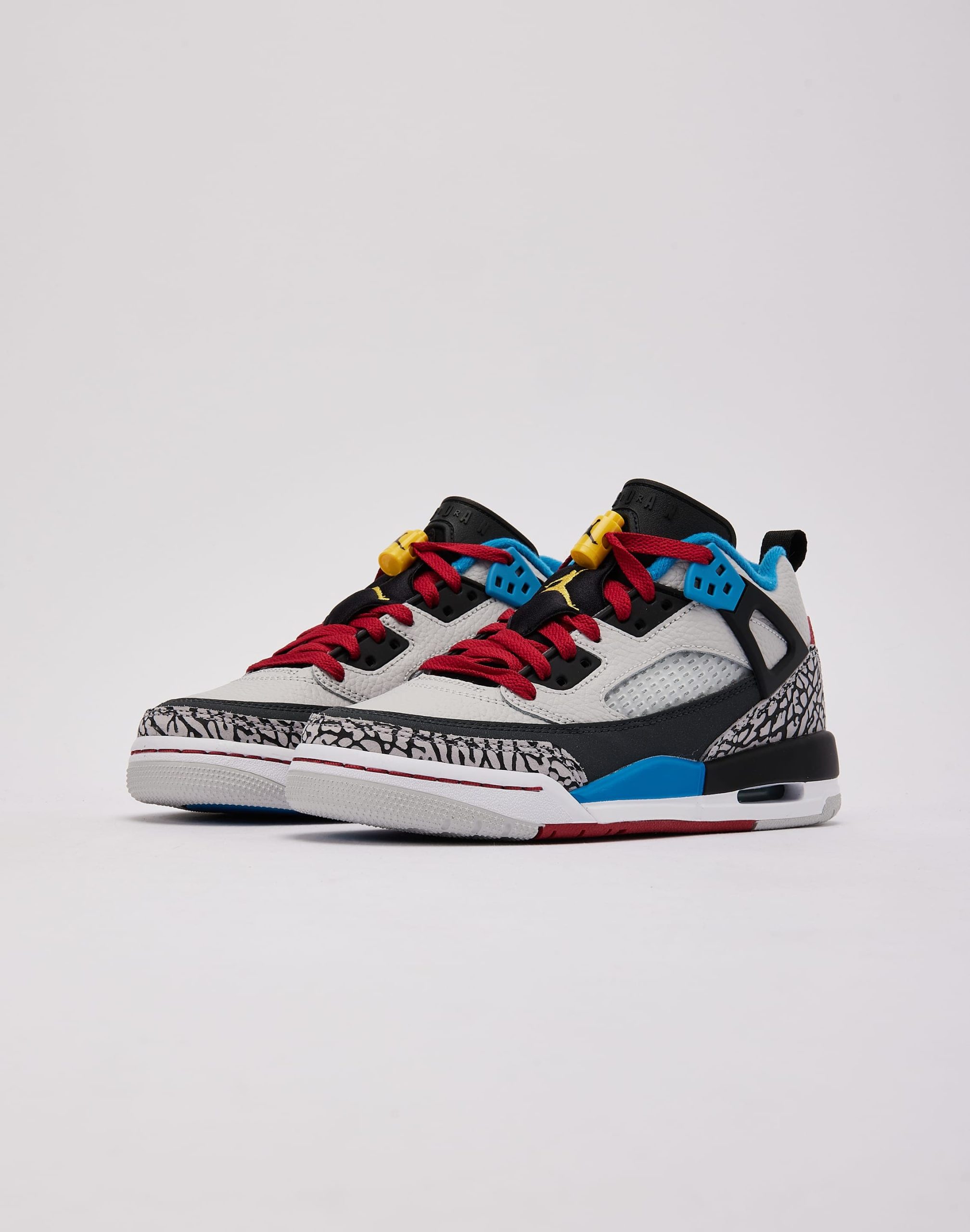 Jordan Spizike Low SE Grade-School - Image 2