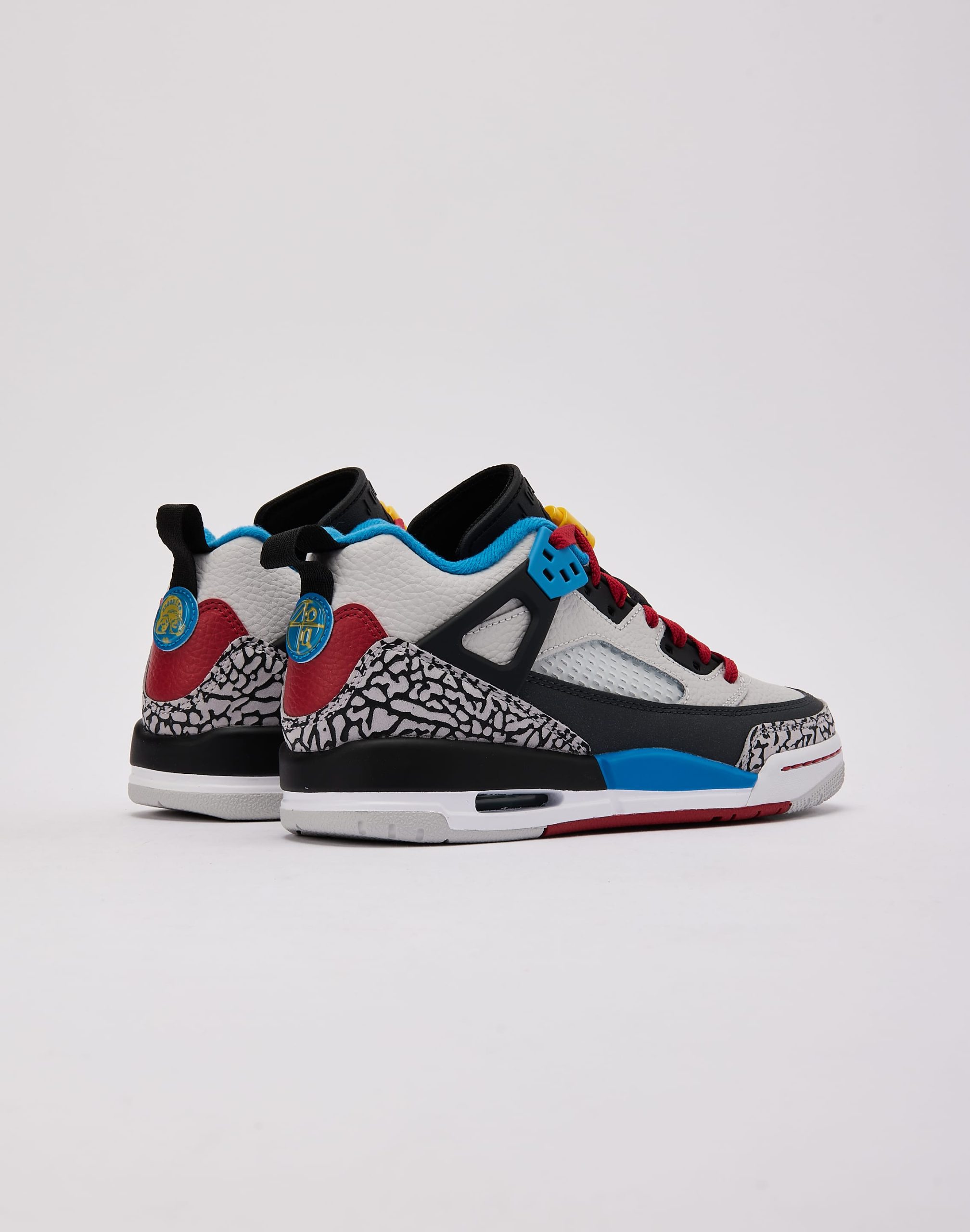 Jordan Spizike Low SE Grade-School - Image 3
