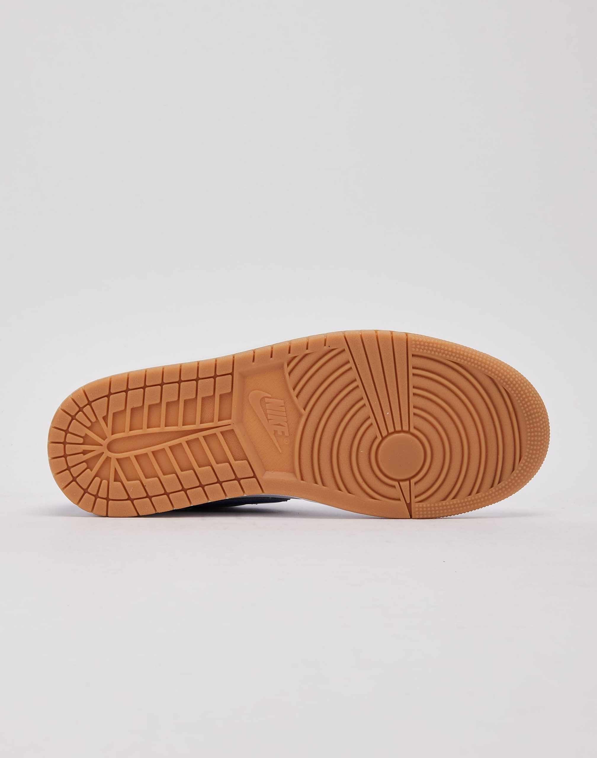 Jordan Air Jordan 1 Low SE - Image 4