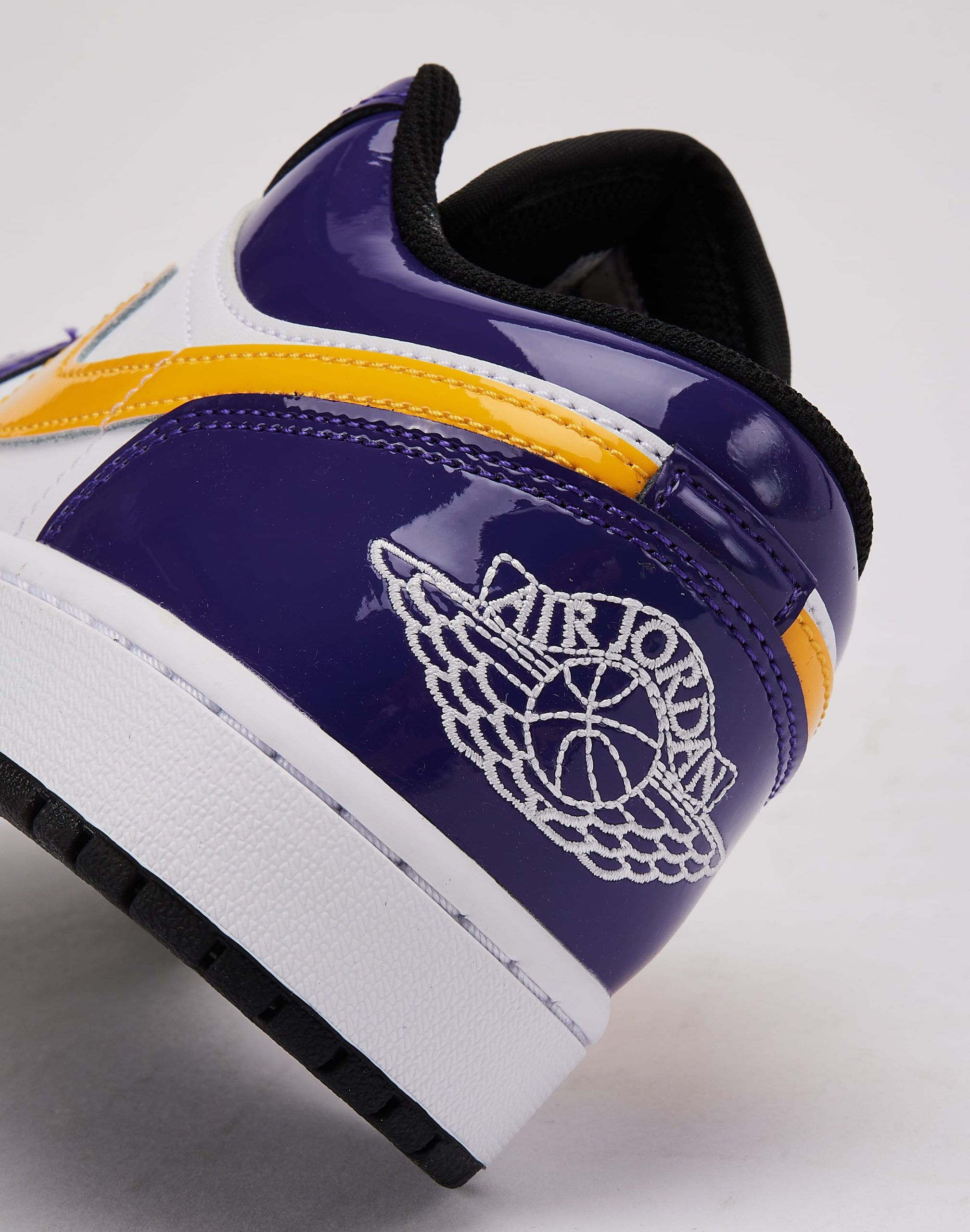 Jordan Air Jordan 1 Low SE - Image 5
