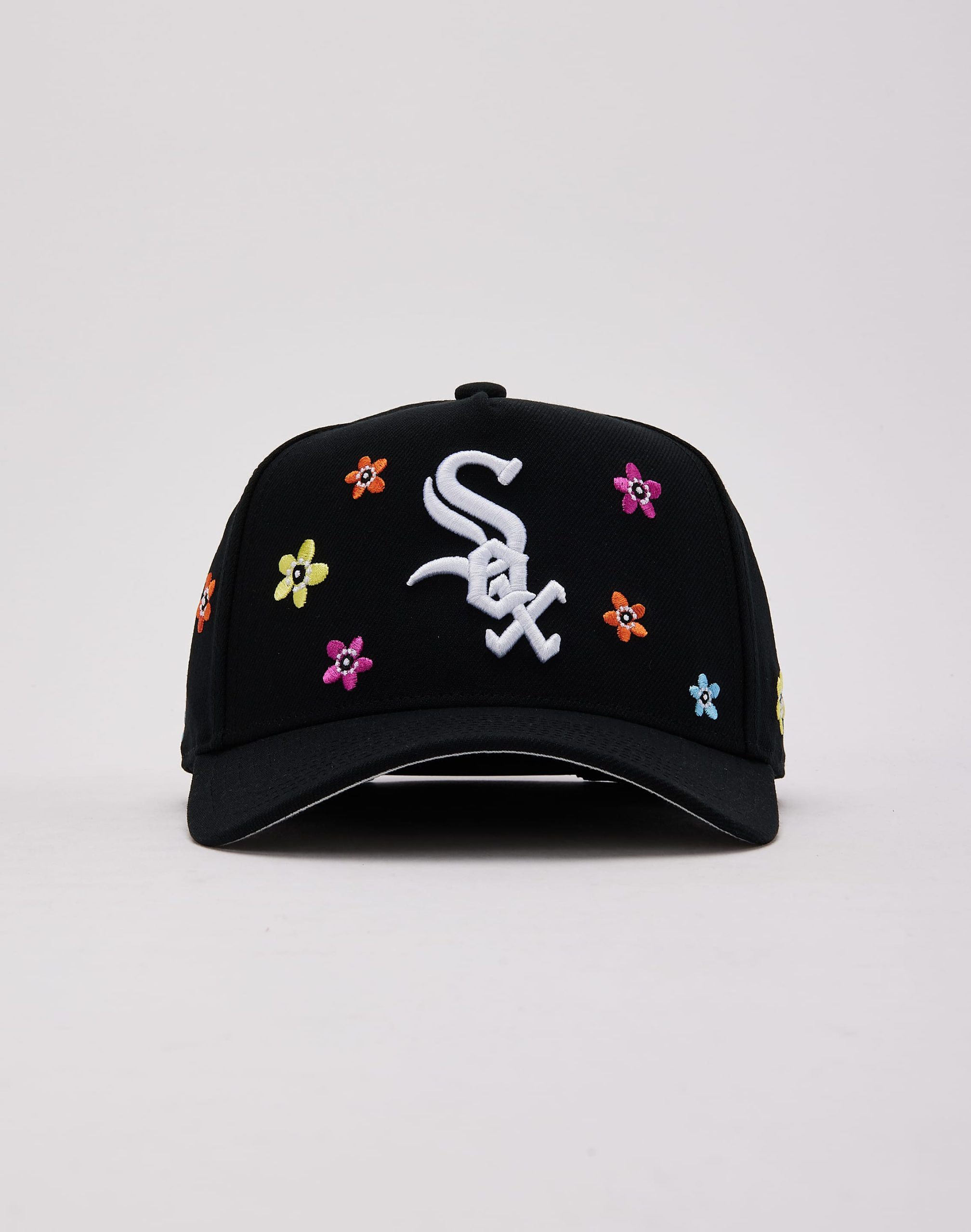 Mitchell & Ness MLB Chicago White Sox Flower Child Pro Pinch Snapback Hat - Image 2