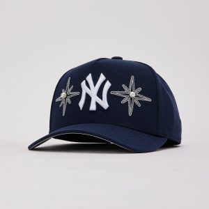 Mitchell & Ness MLB New York Yankees Star Stones Pro Pinch Snapback Hat
