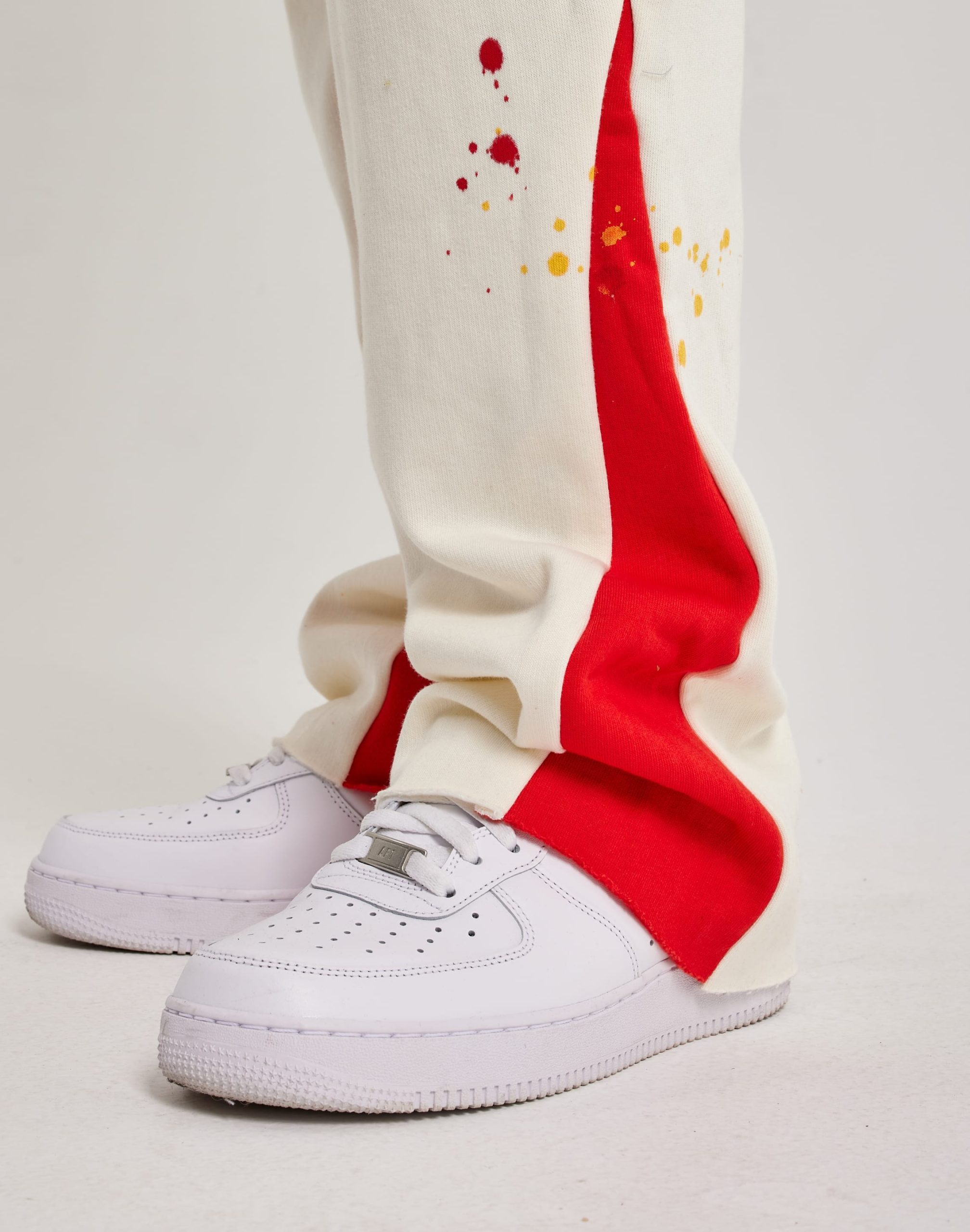 MNML Contrast Bootcut Sweatpants - Image 3