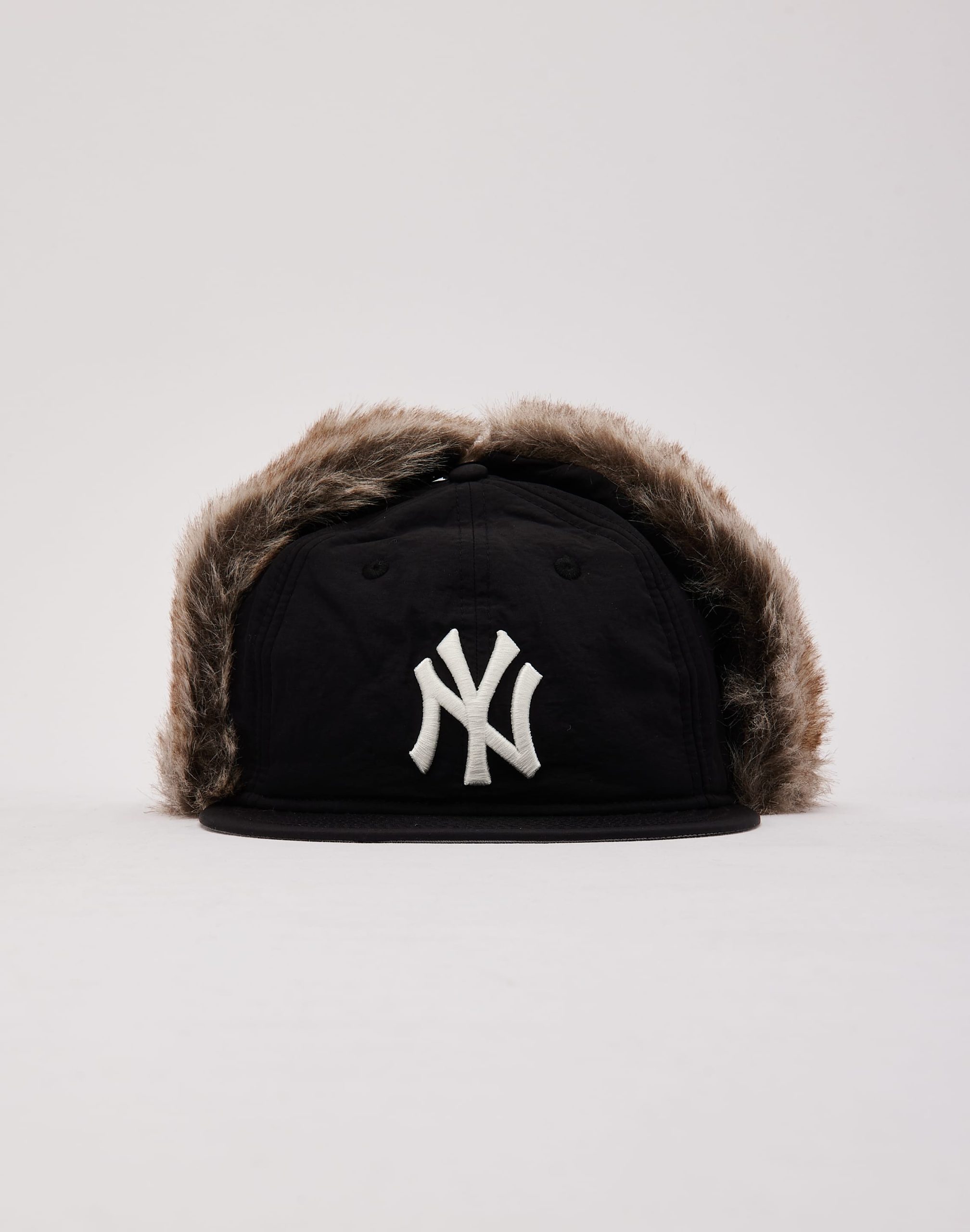 New Era MLB New York Yankees Winter Dog Ear 59Fifty Fitted Hat - Image 2