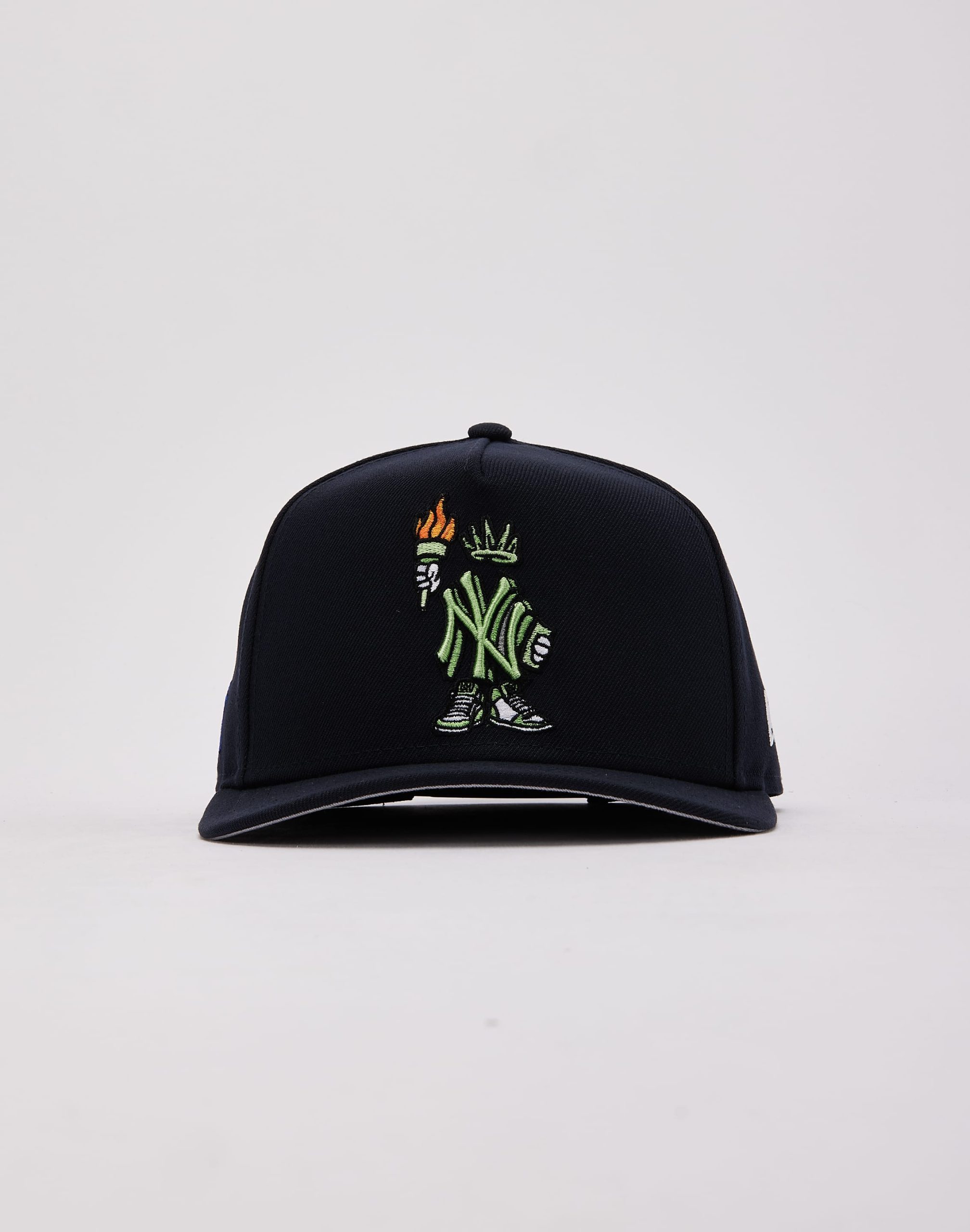 New Era MLB New York Yankees 9Fifty A-Frame Cartoon Snapback - Image 2