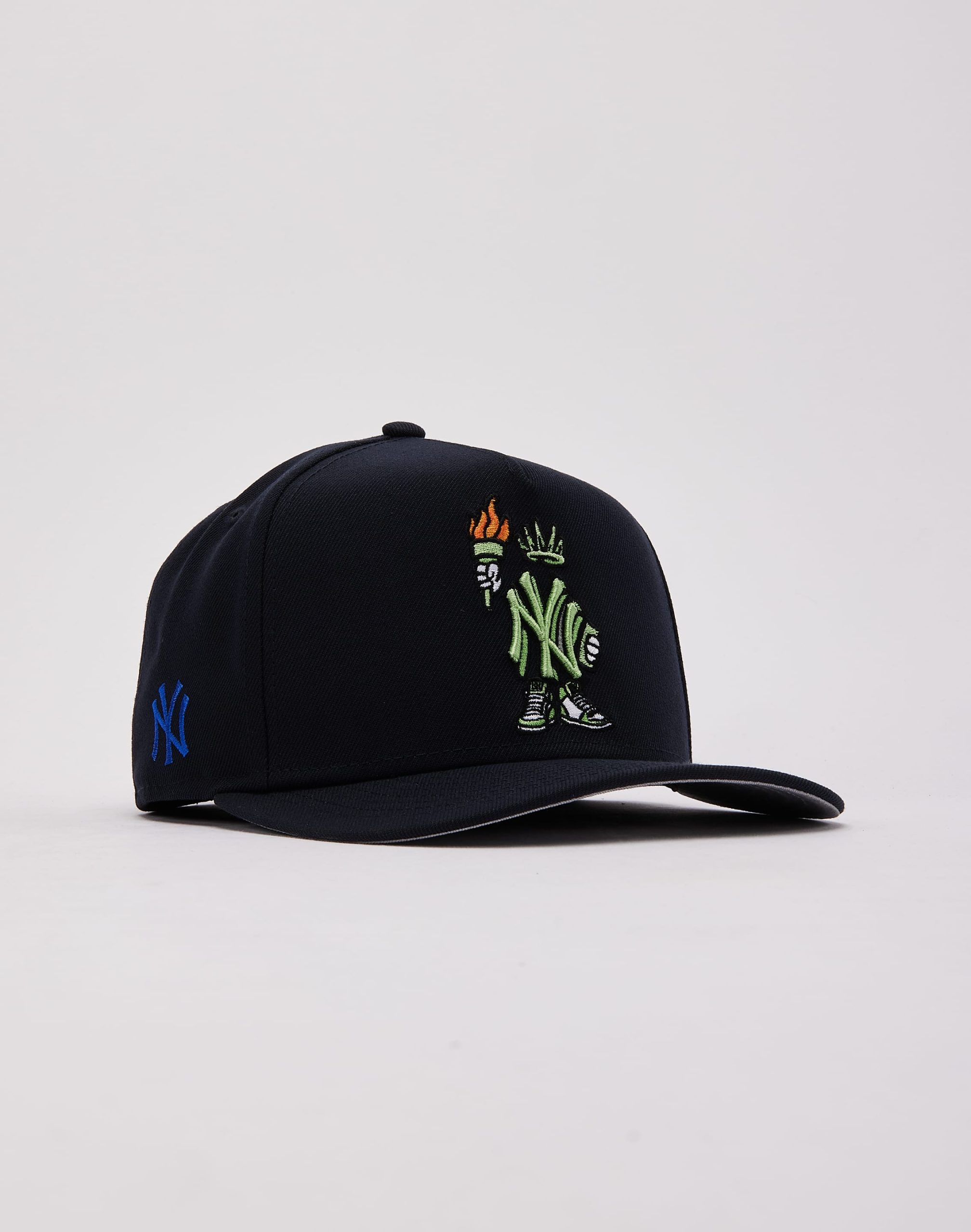 New Era MLB New York Yankees 9Fifty A-Frame Cartoon Snapback - Image 3