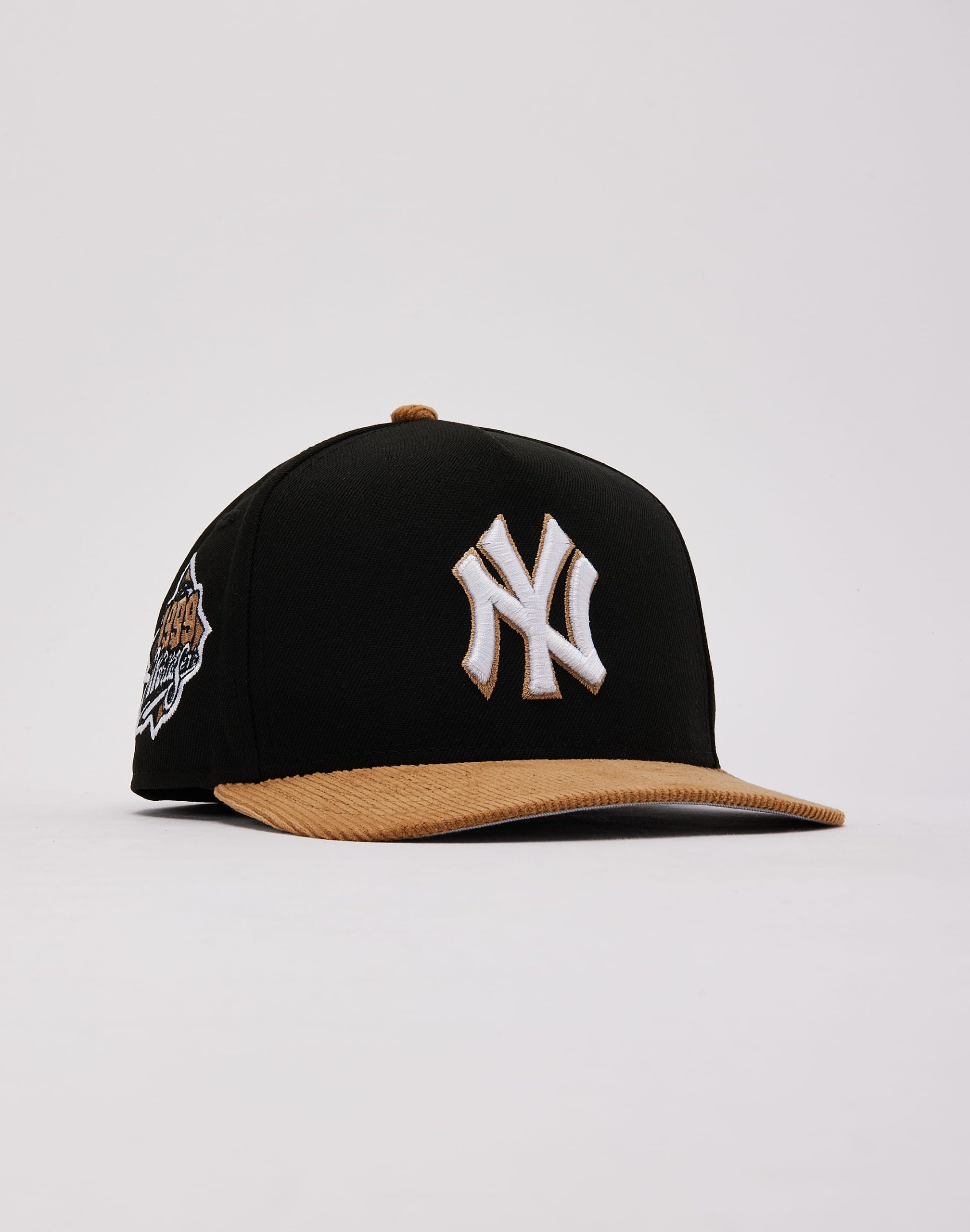 New Era MLB New York Yankees Corduroy 9Fifty A-Frame Snapback - Image 3