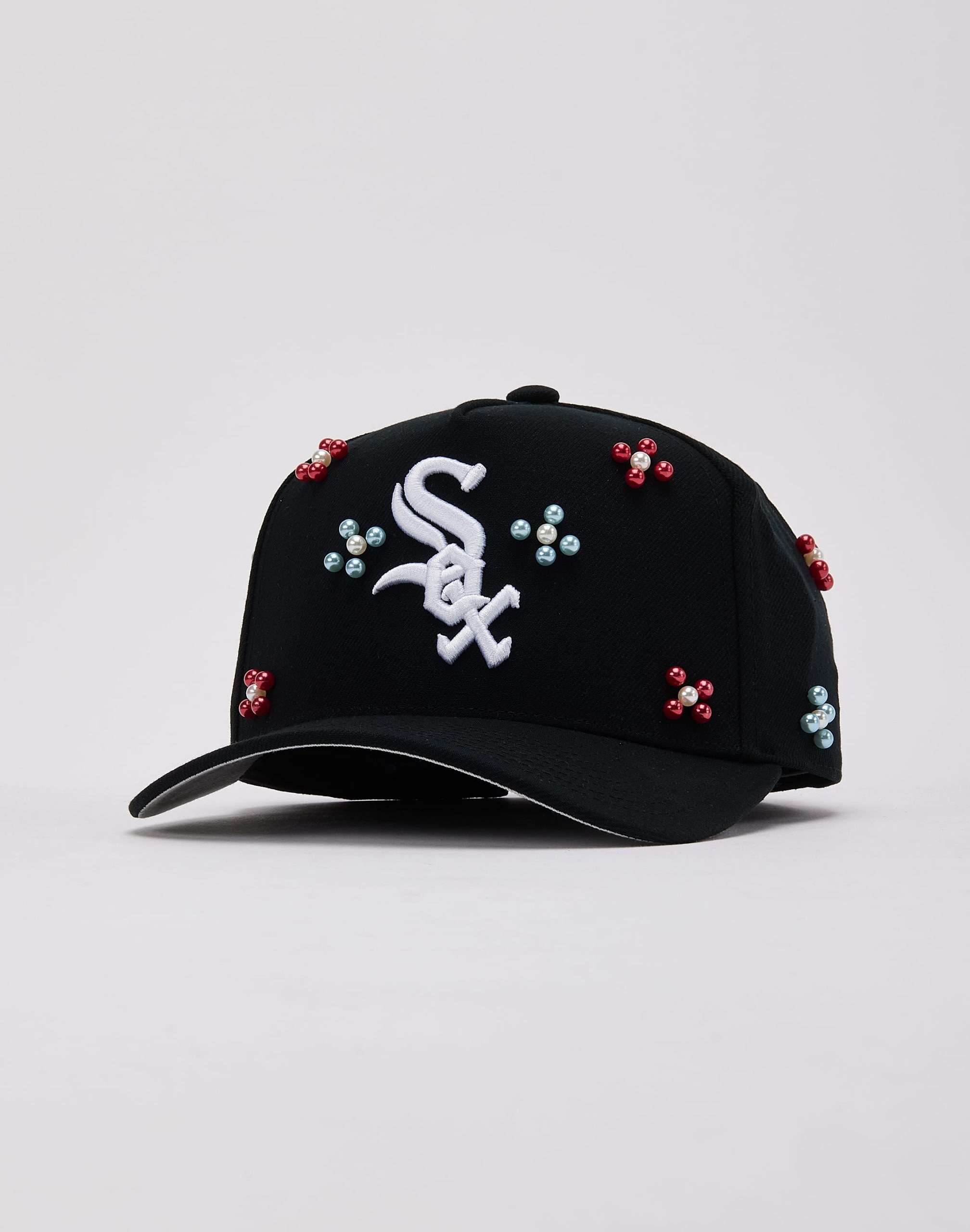 Mitchell & Ness MLB Chicago White Sox Beaded Pro Pinch Snapback Hat