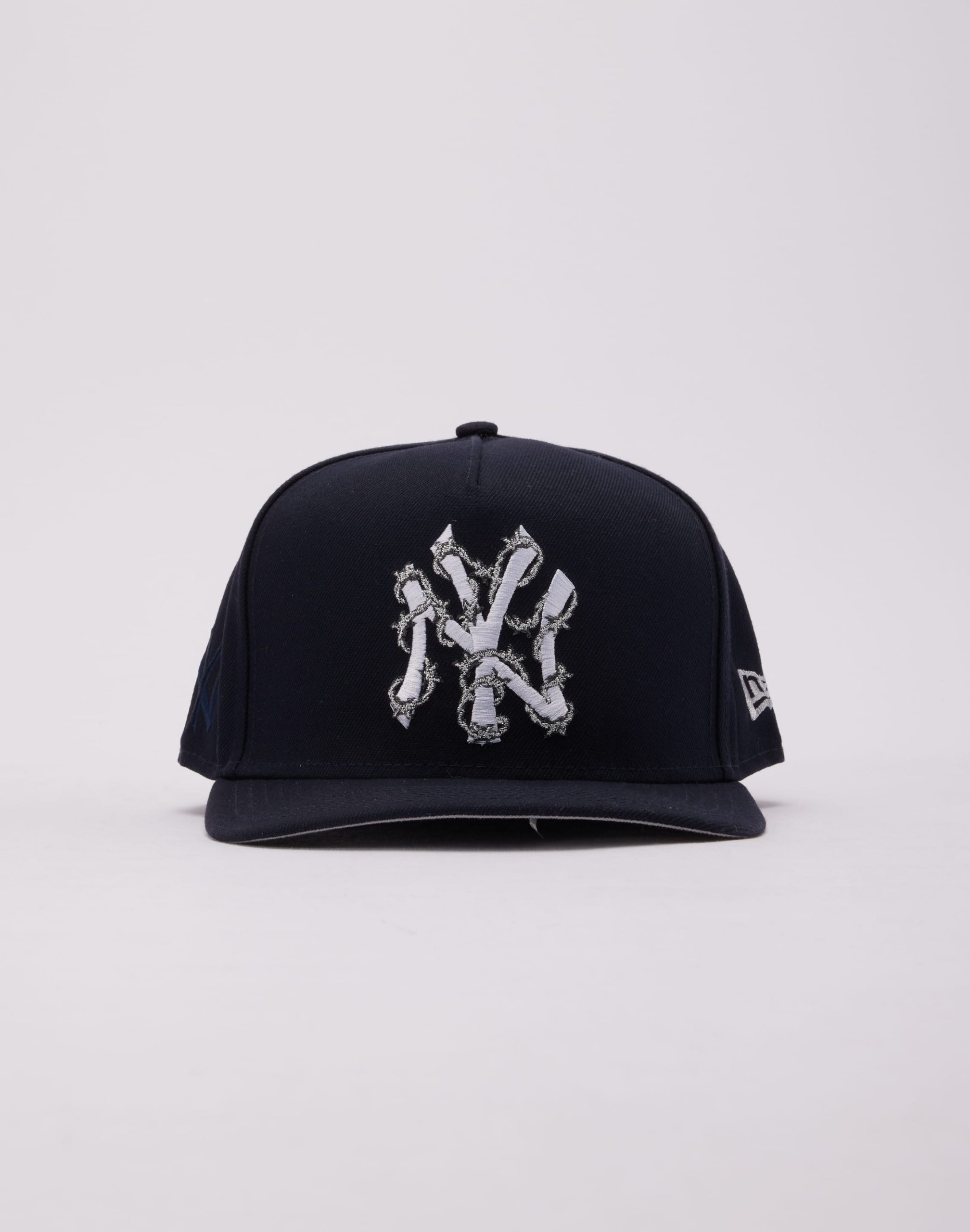 New Era MLB New York Yankees Fence 59Fifty Fitted Hat - Image 2