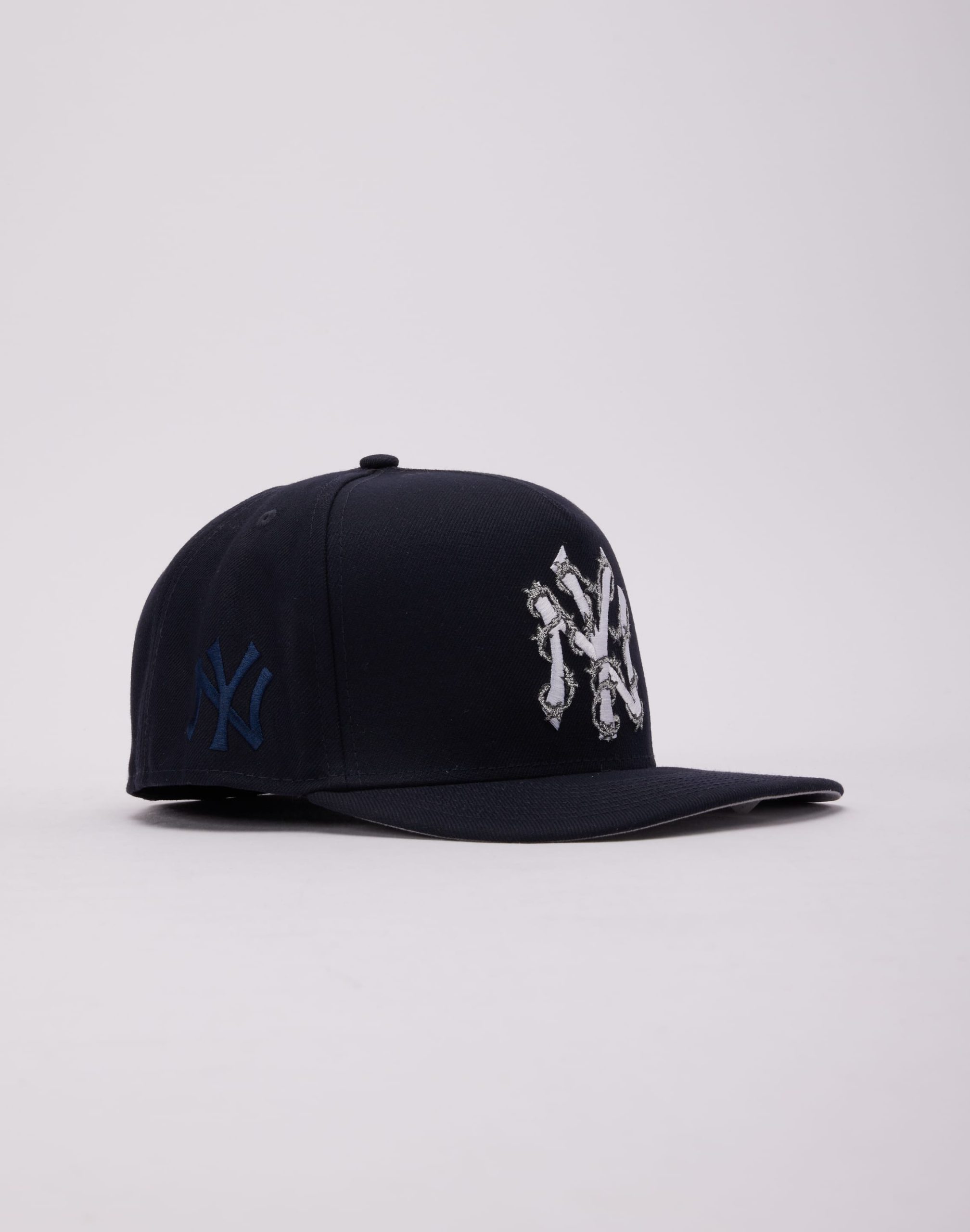 New Era MLB New York Yankees Fence 59Fifty Fitted Hat - Image 3