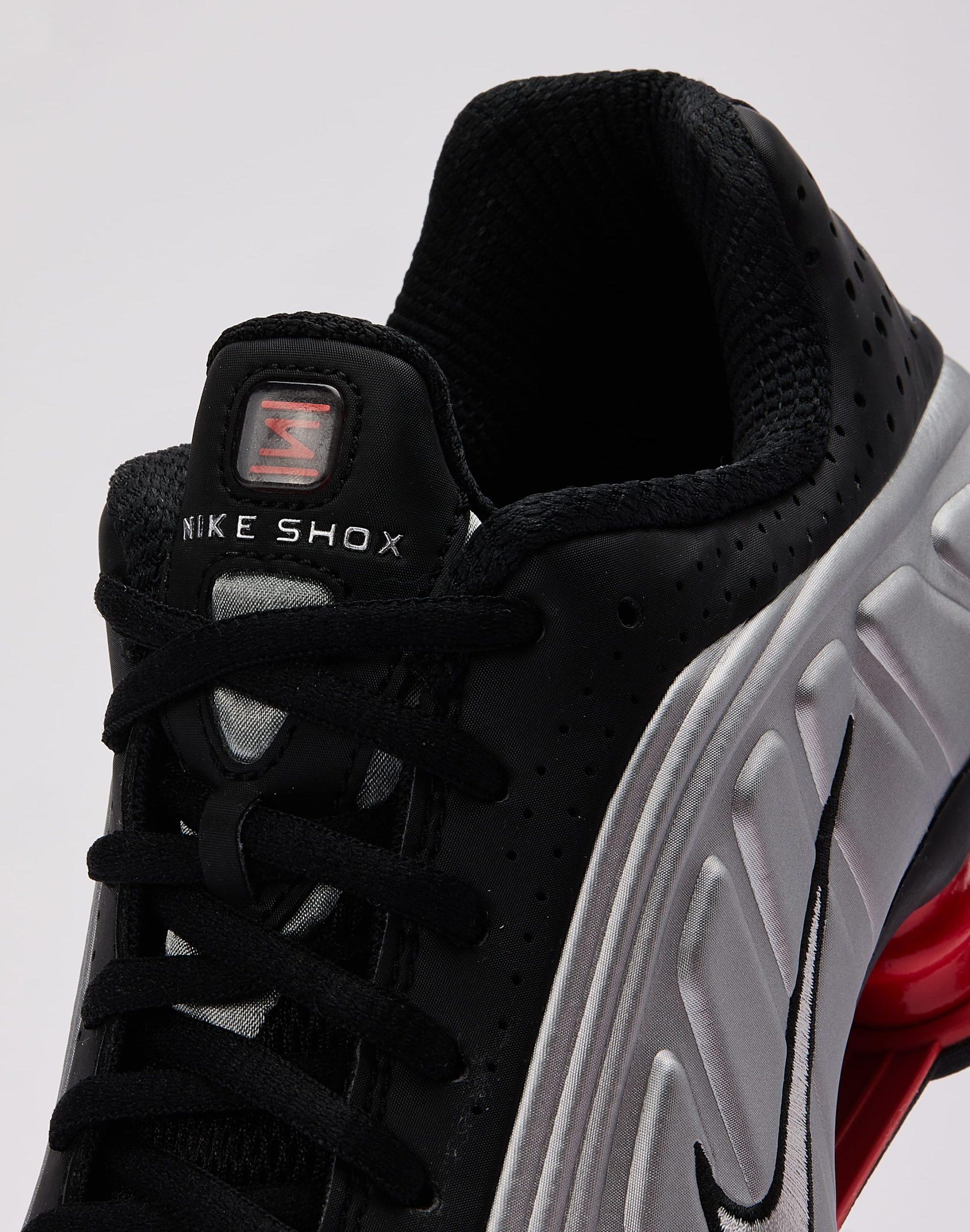 Nike Shox R4 - Image 5