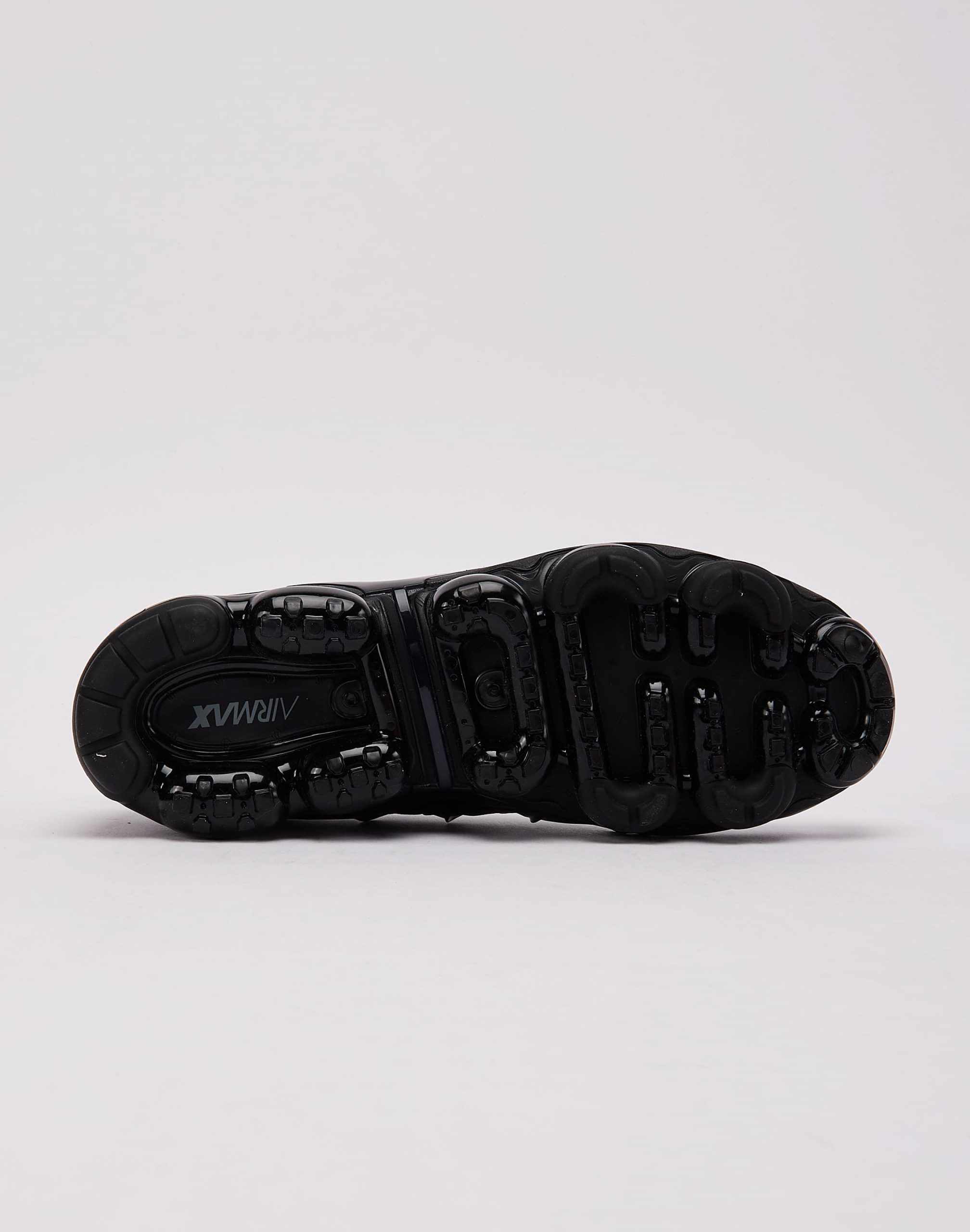 Nike Vapormax Plus - Image 4