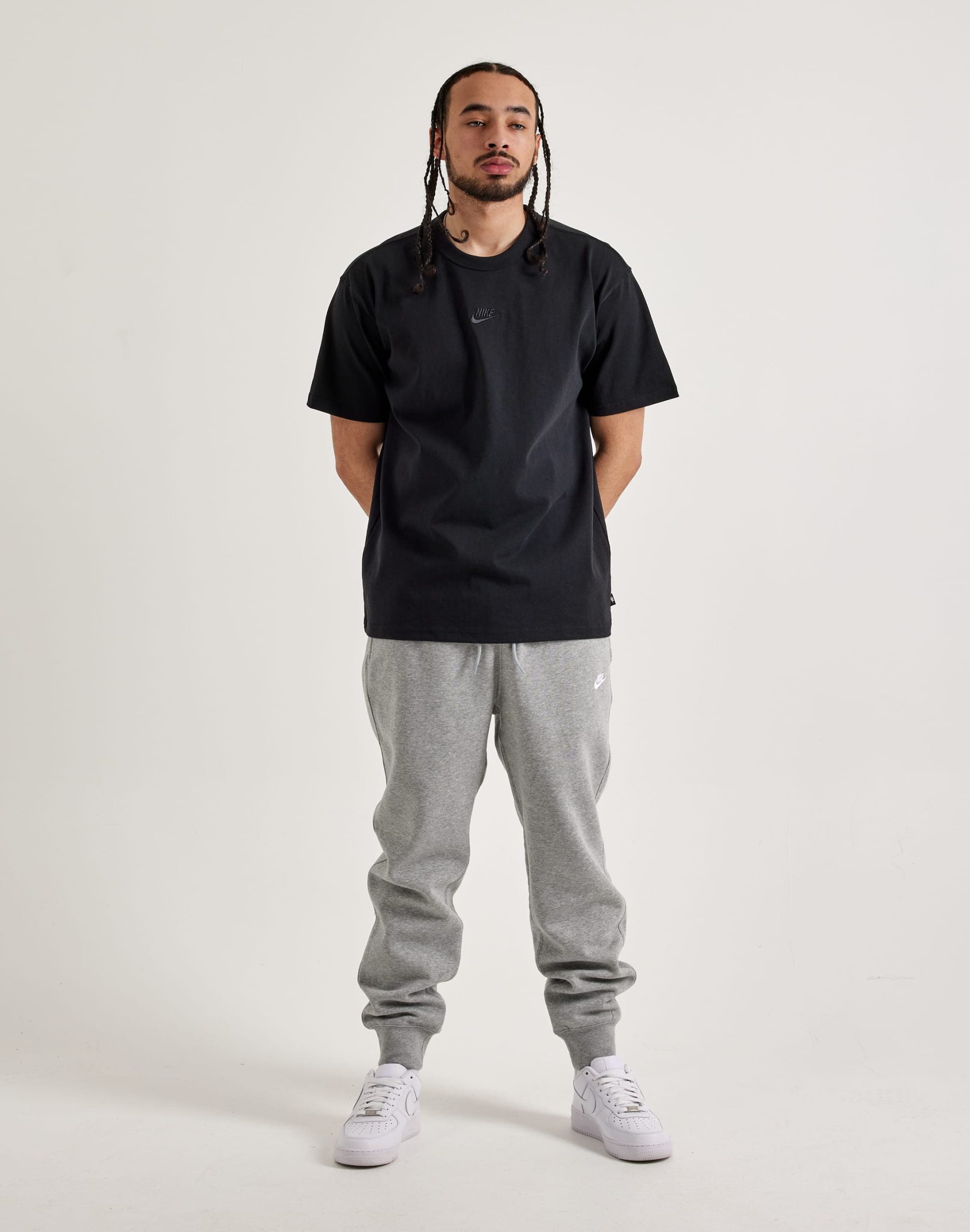 Nike Premium Essentials Tee - Image 4