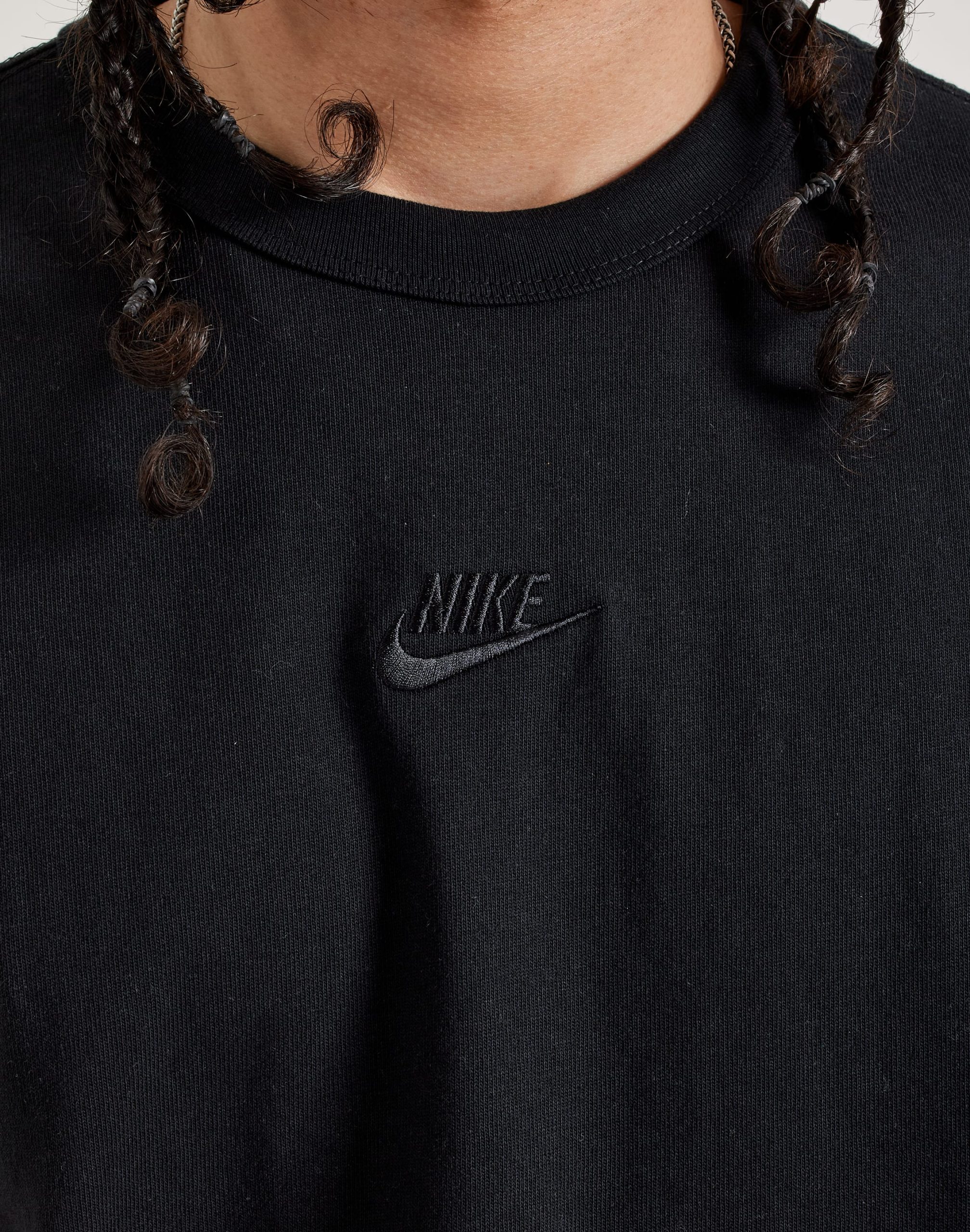 Nike Premium Essentials Tee - Image 2