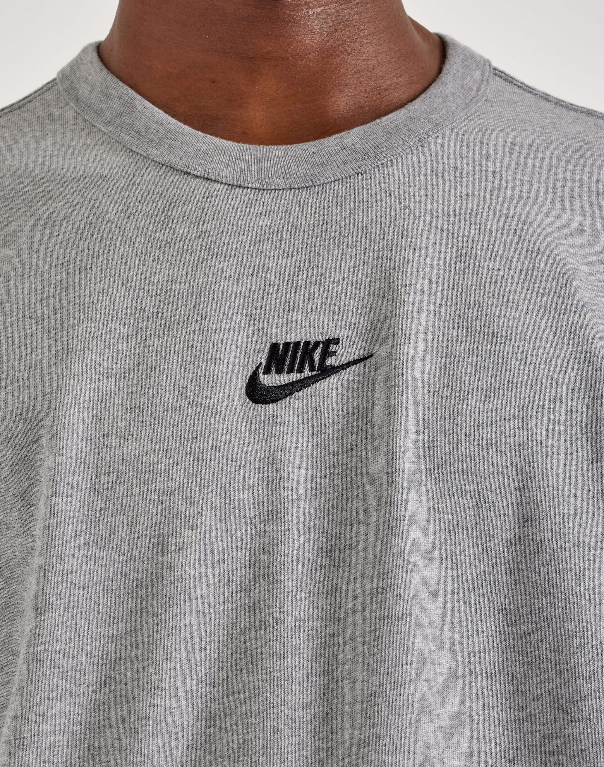 Nike Premium Essentials Tee - Image 2