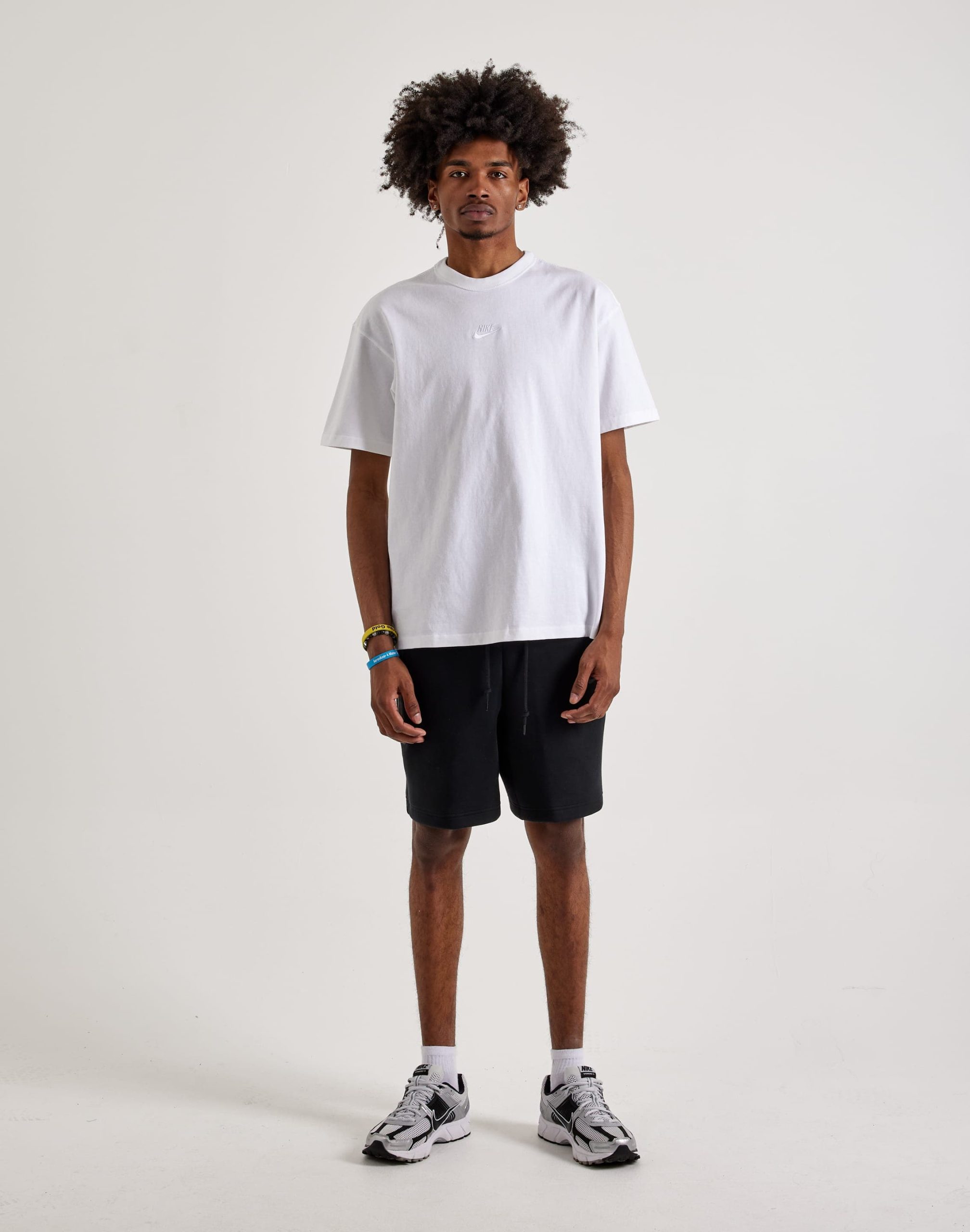 Nike NSW Premium Essential Tee - Image 4