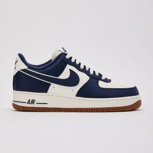 Nike Air Force 1 Low '07 LV8