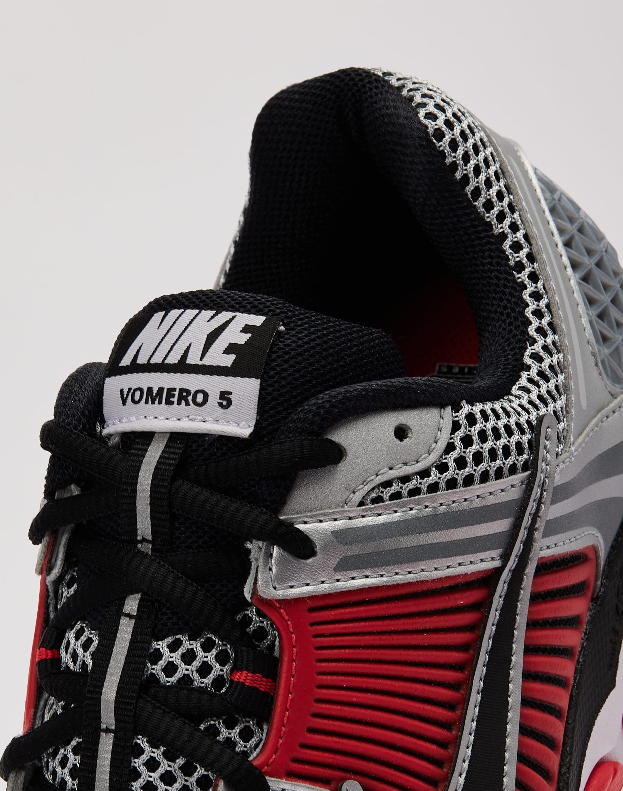 Nike Zoom Vomero 5 - Image 5