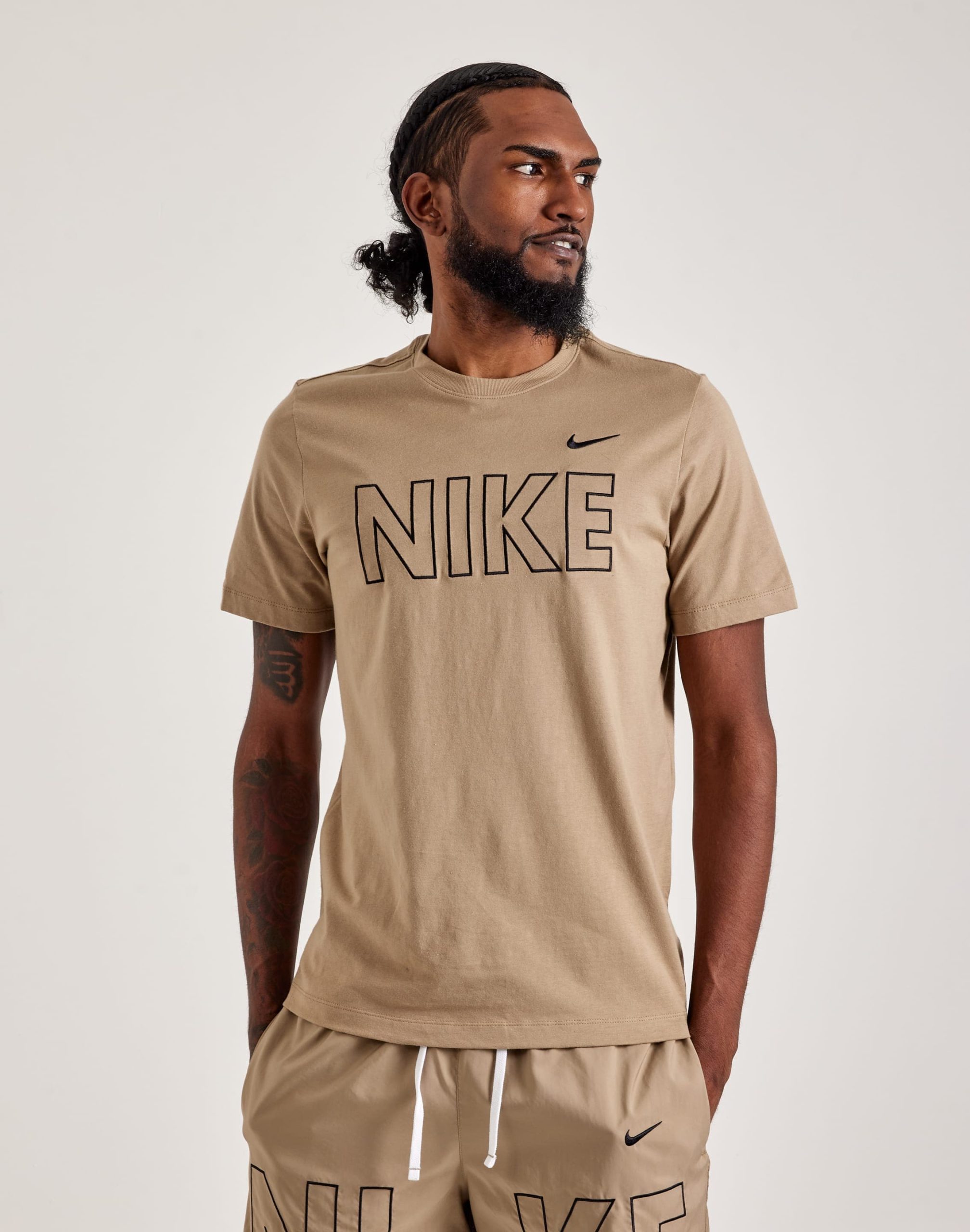 Nike Sportswear Tee
