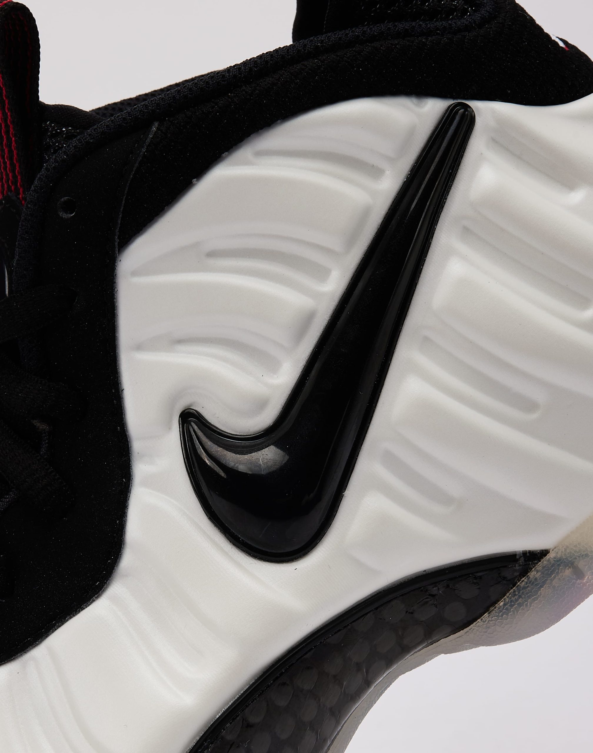 Nike Air Foamposite Pro 'Pearl' - Image 6