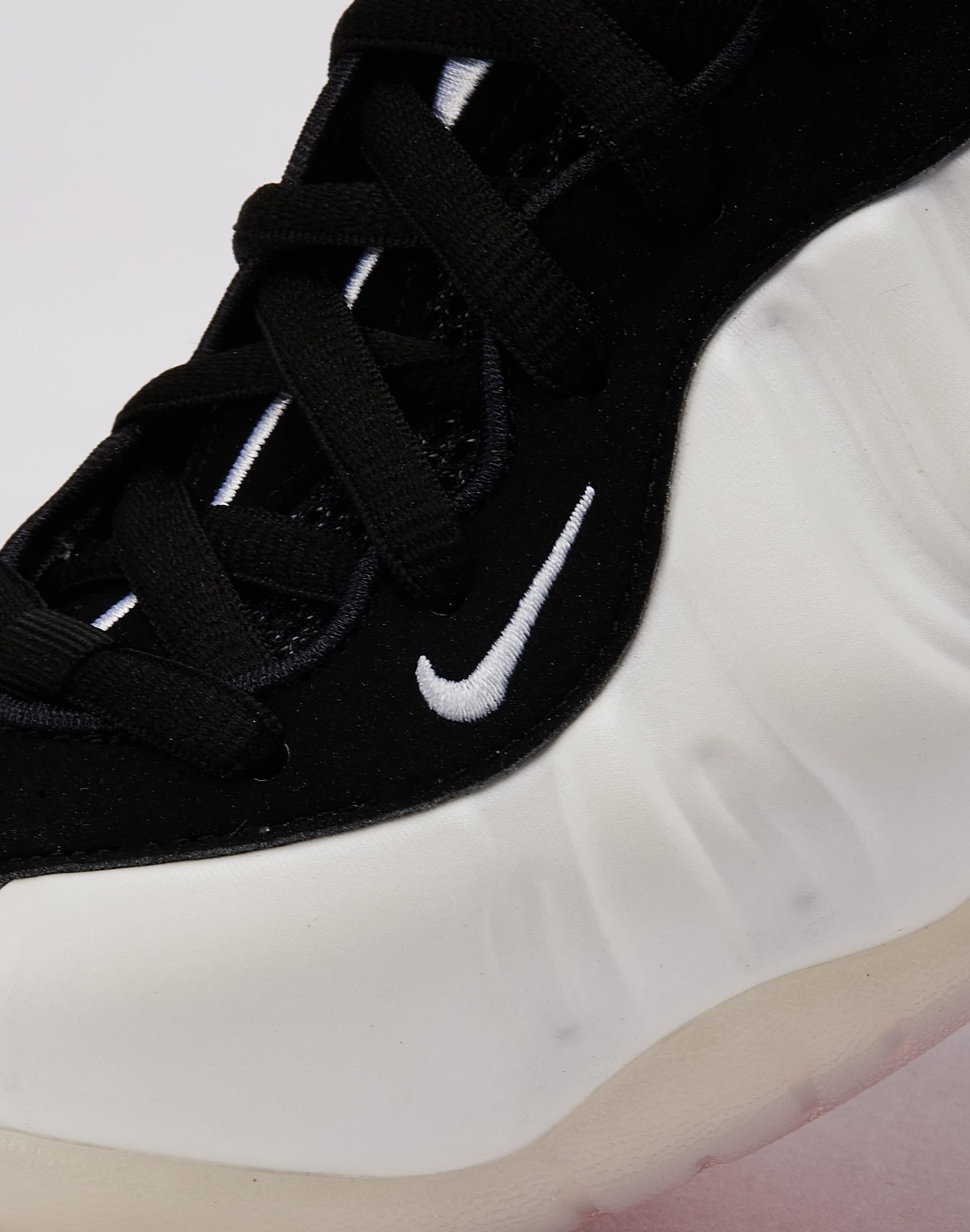 Nike Air Foamposite Pro 'Pearl' - Image 7