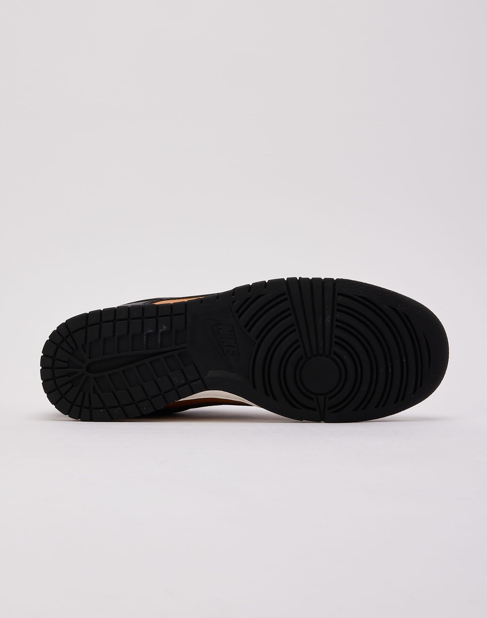 Nike Dunk Low - Image 4