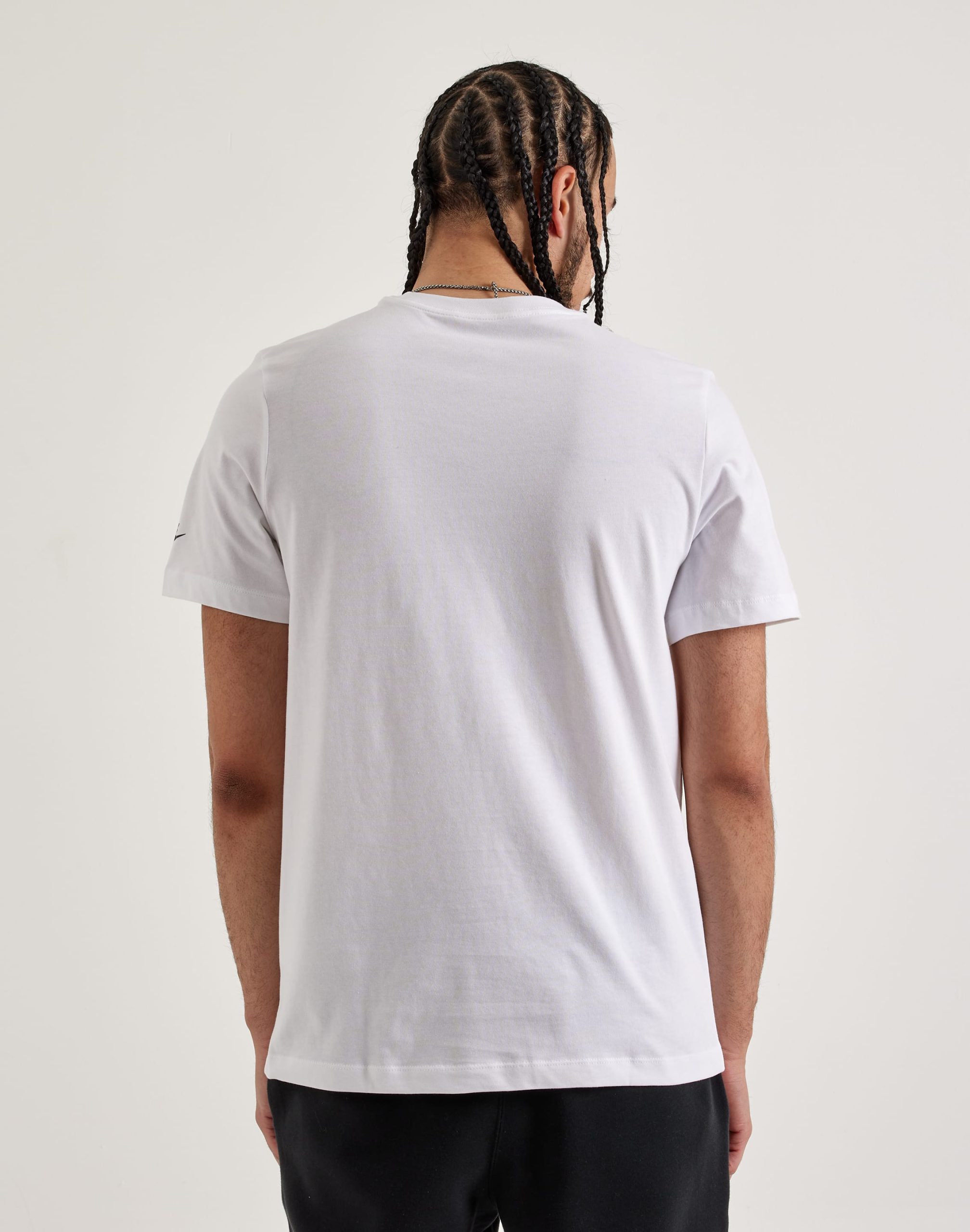 Nike Sportswear Tee - Image 3