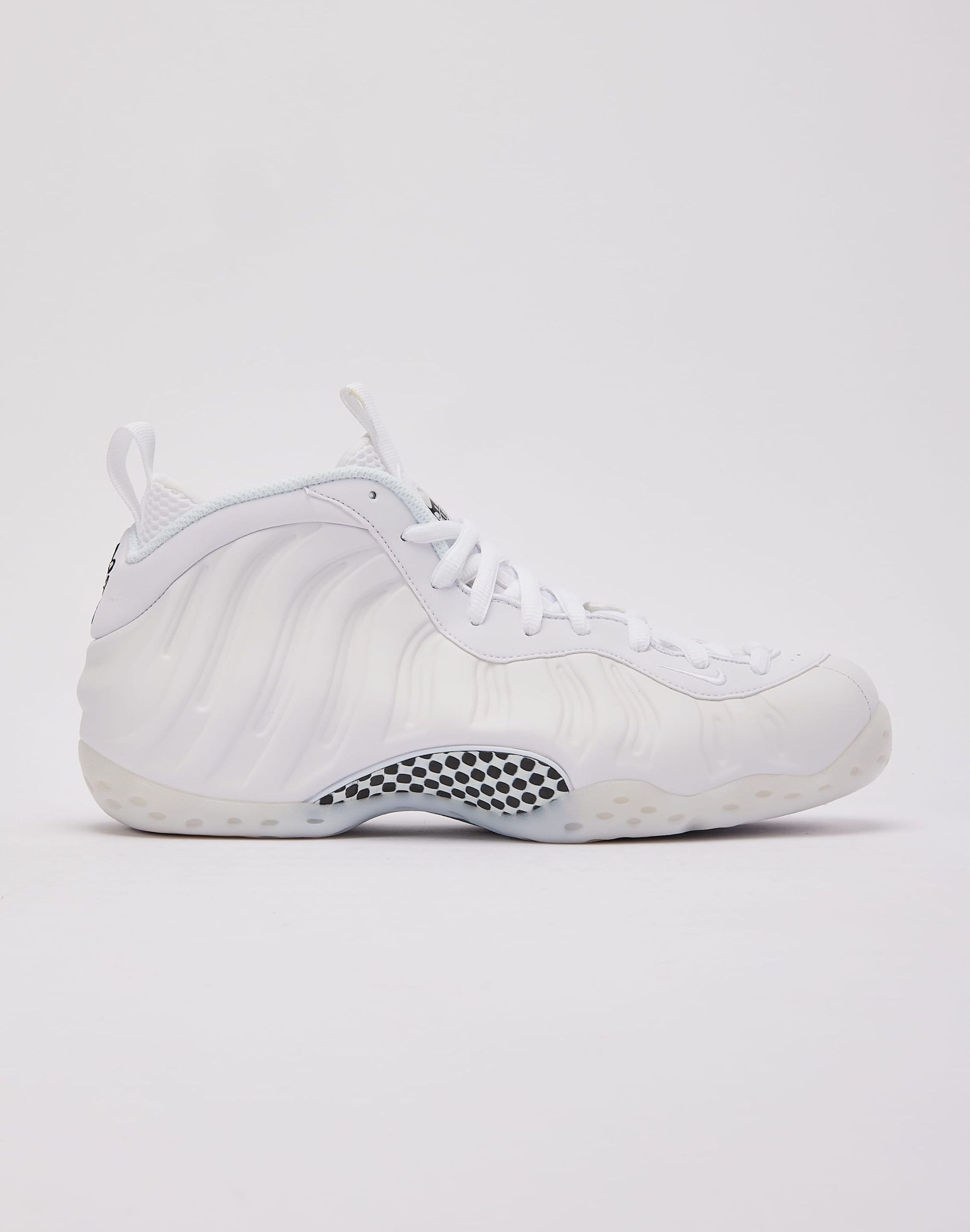 Nike Air Foamposite One 'Triple White'
