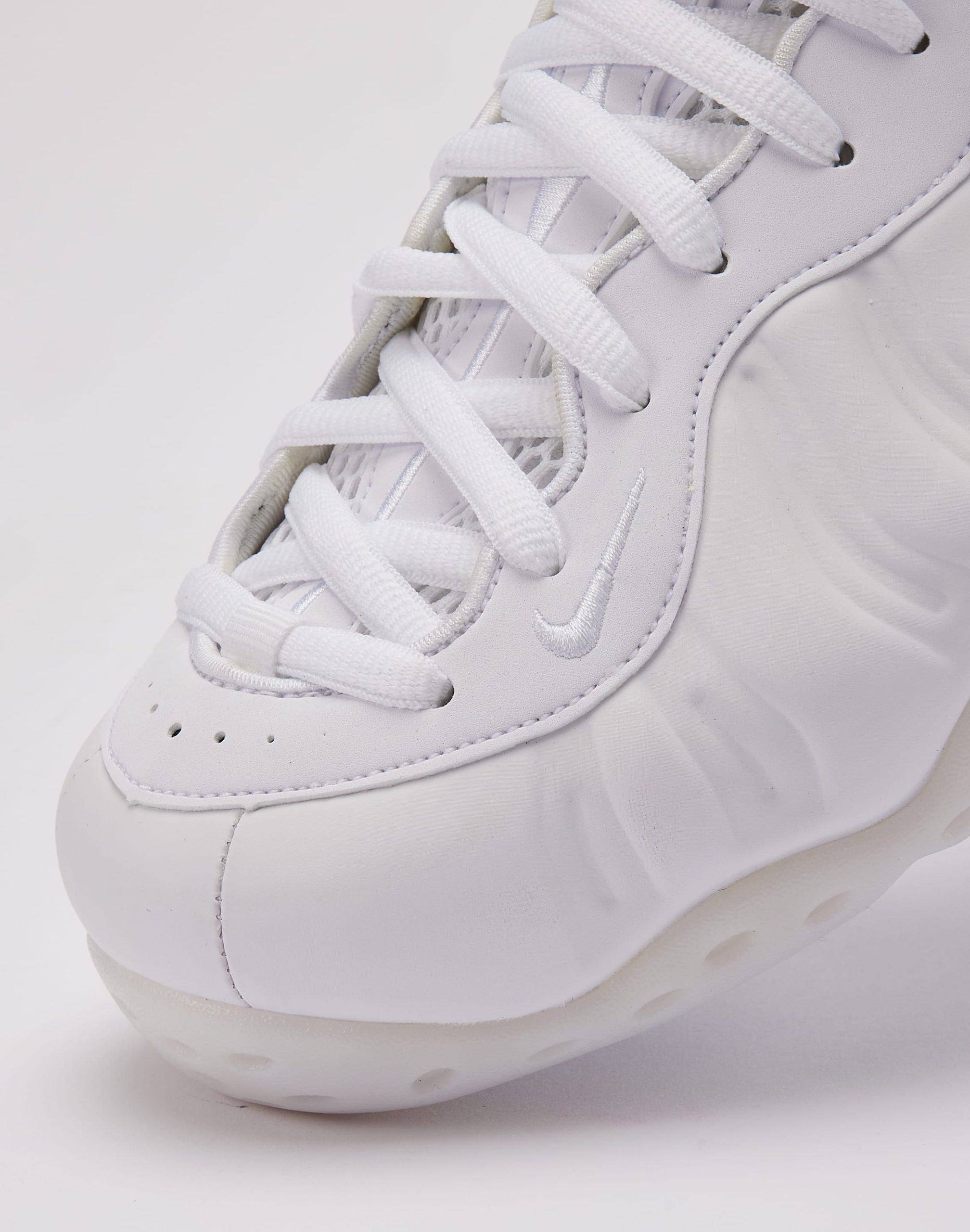 Nike Air Foamposite One 'Triple White' - Image 6
