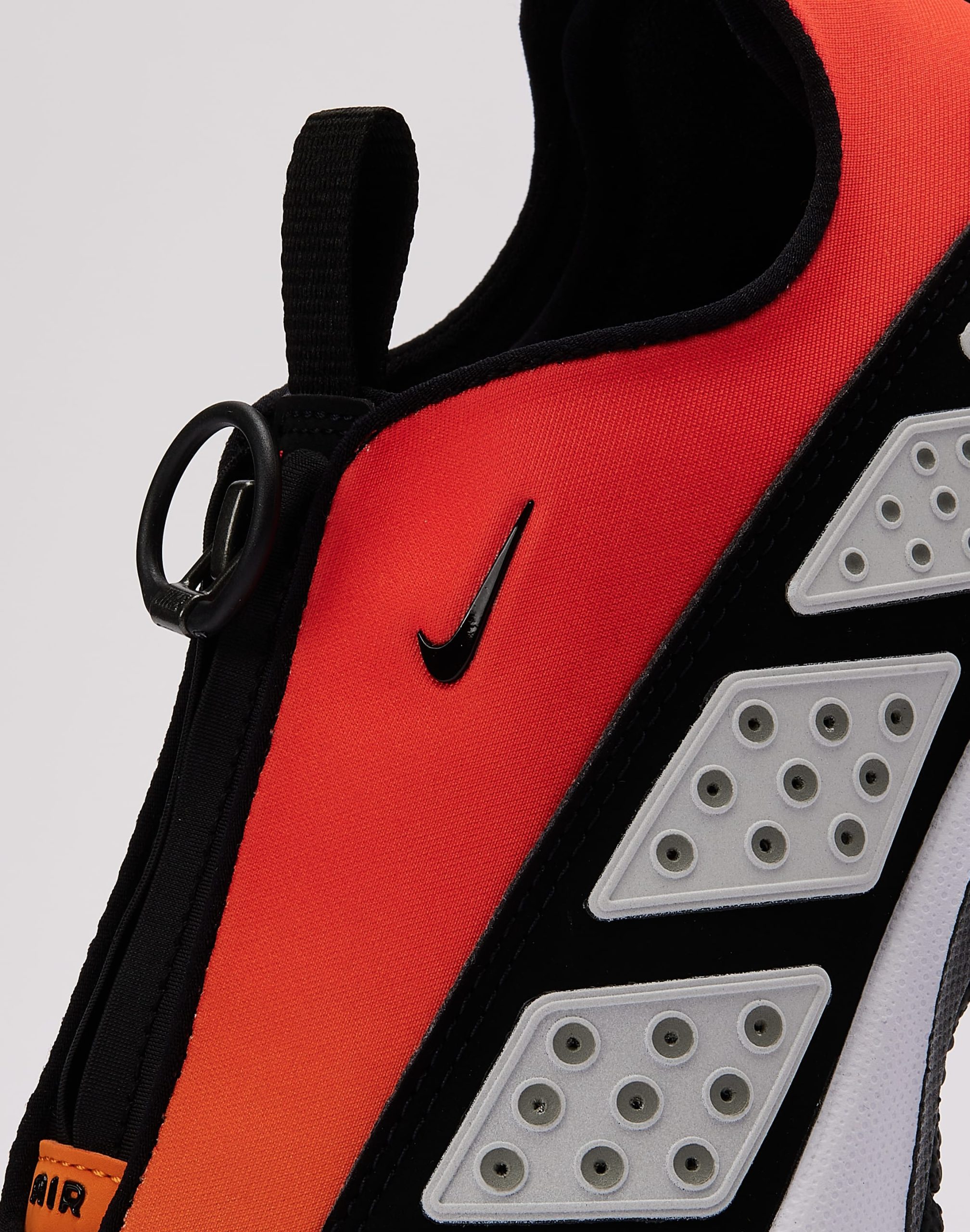 Nike Air Max SNDR 'Bright Crimson' - Image 5