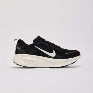 Nike Vomero 18