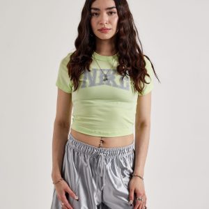 Nike Slim Cropped Tee