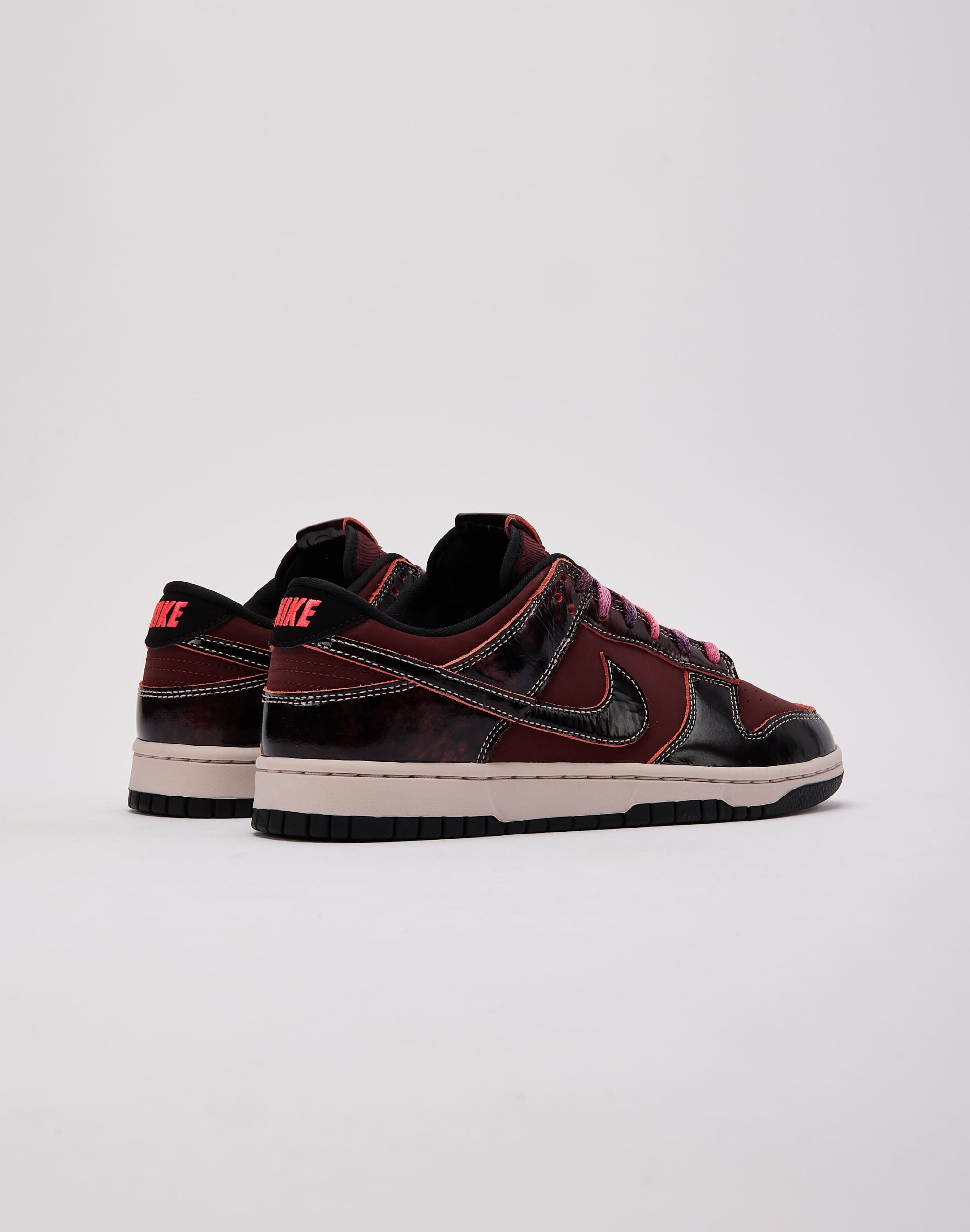 Nike Dunk Low Retro SE - Image 3