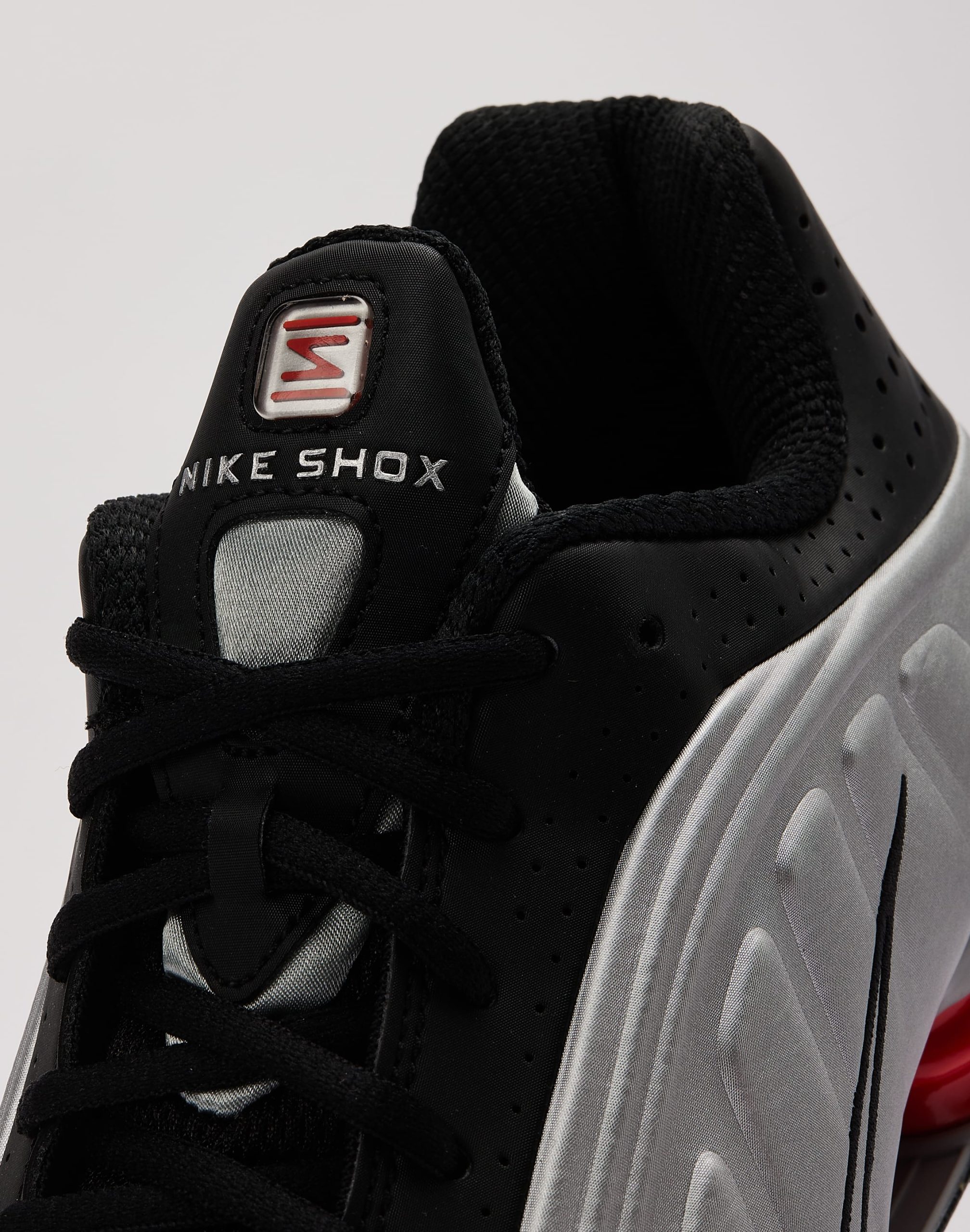 Nike Shox R4 - Image 5