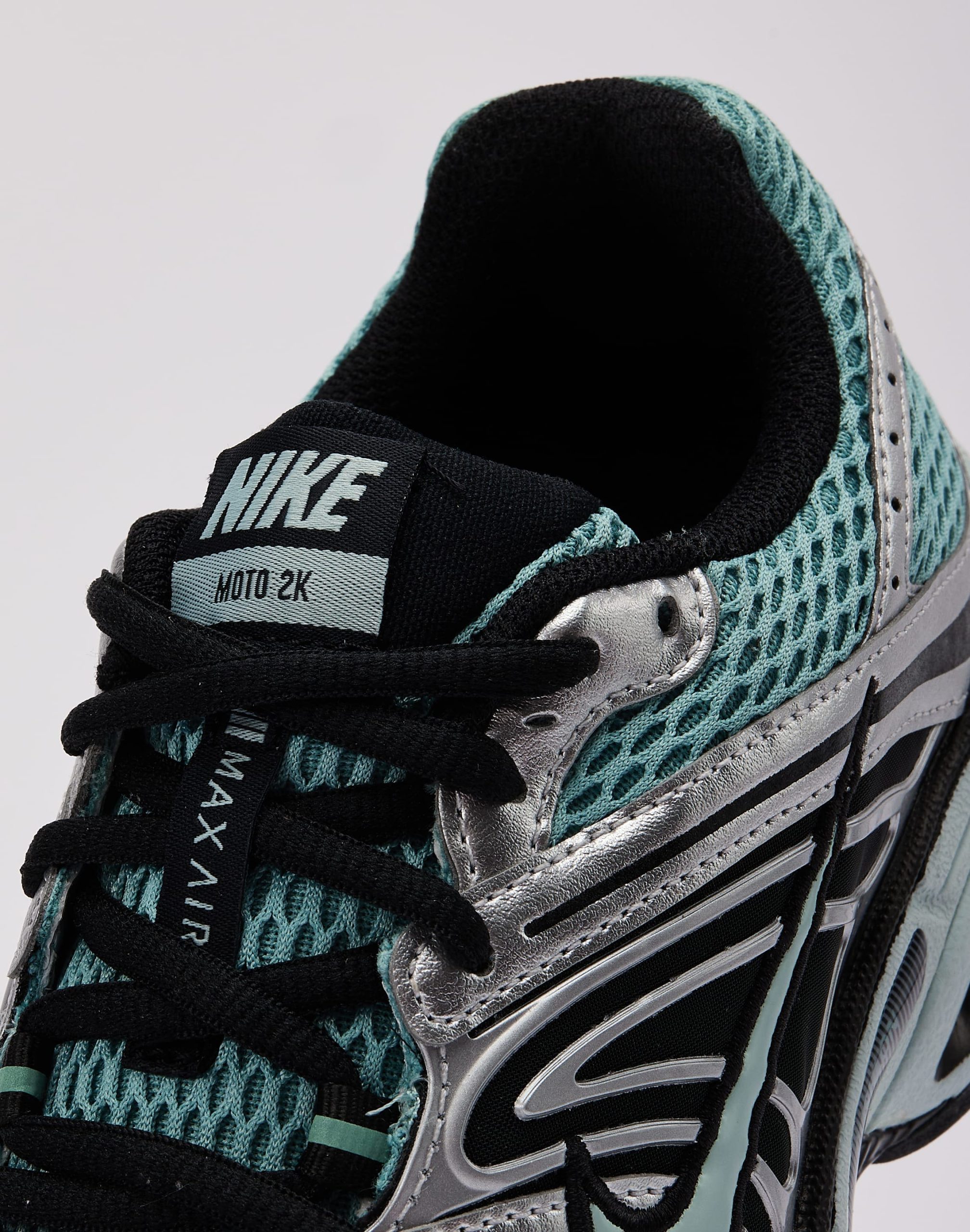 Nike Air Max Moto 2K - Image 5