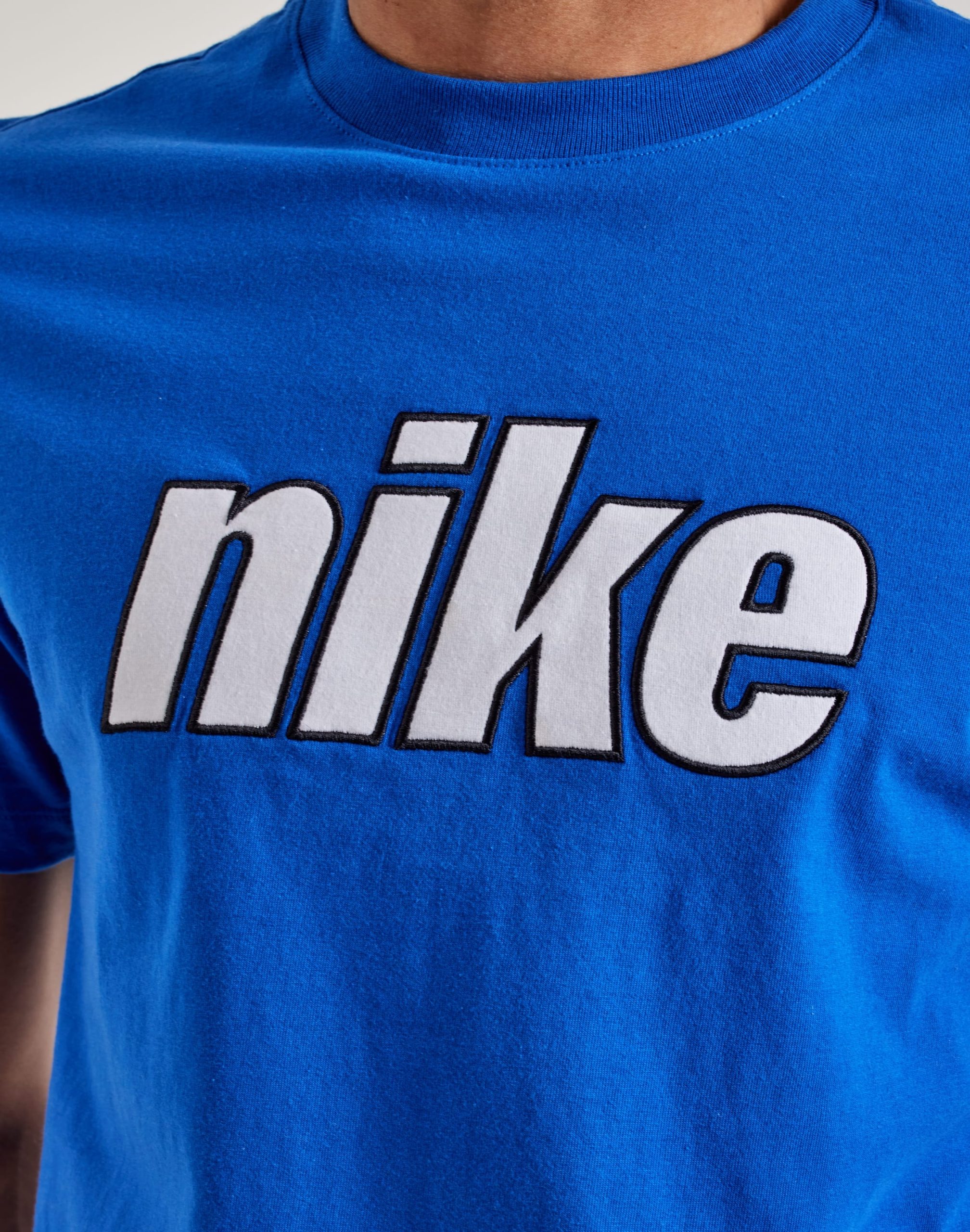 Nike Embroidered Logo Tee - Image 2