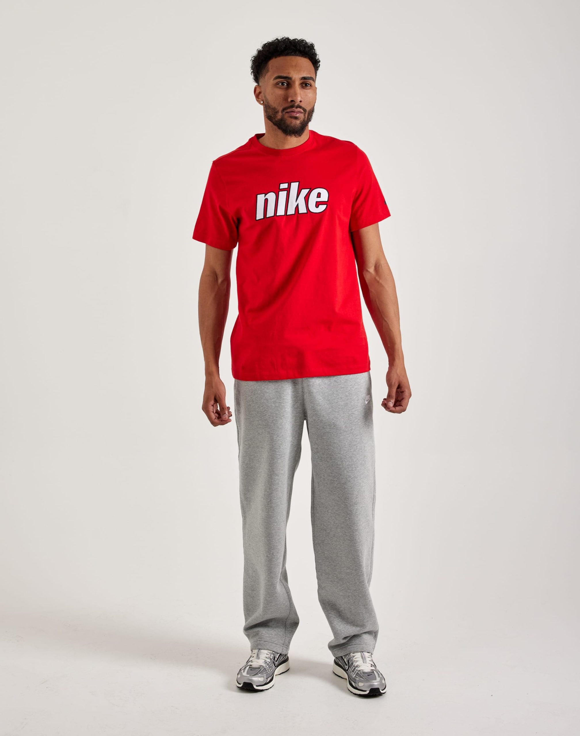 Nike Embroidered Logo Tee - Image 4