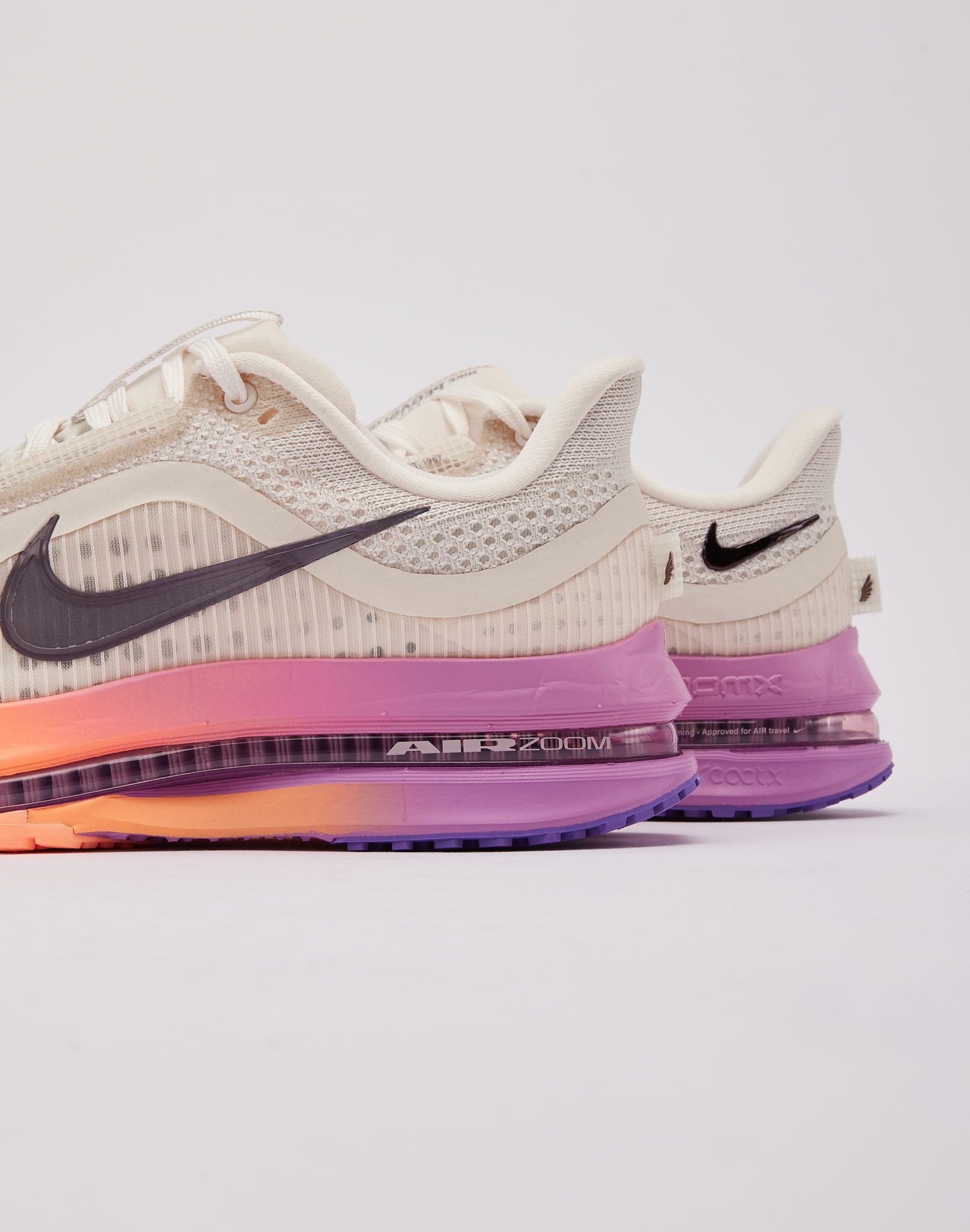 Nike Pegasus Premium - Image 6