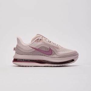 Nike Pegasus Premium