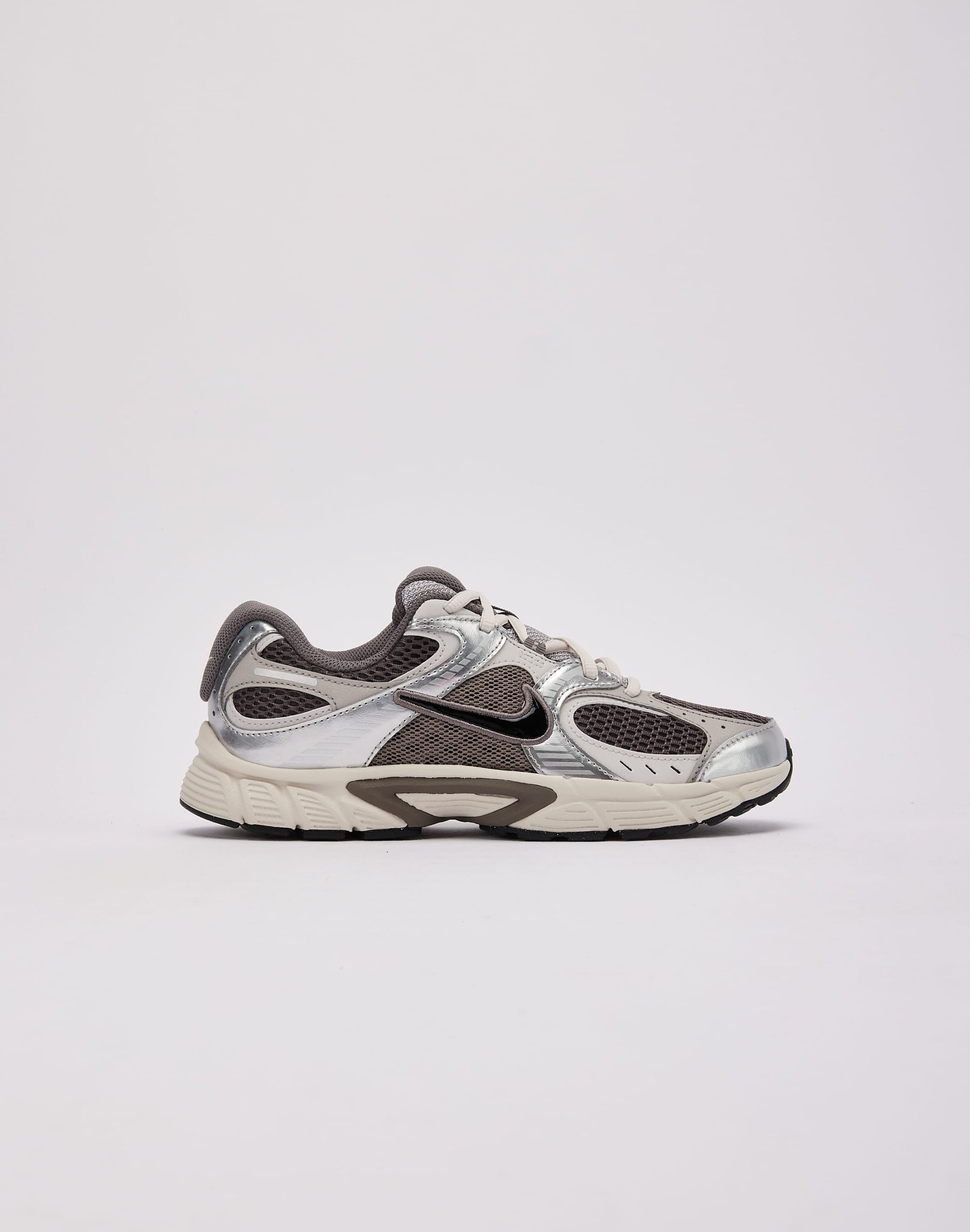 Nike V5 RNR Grade-School
