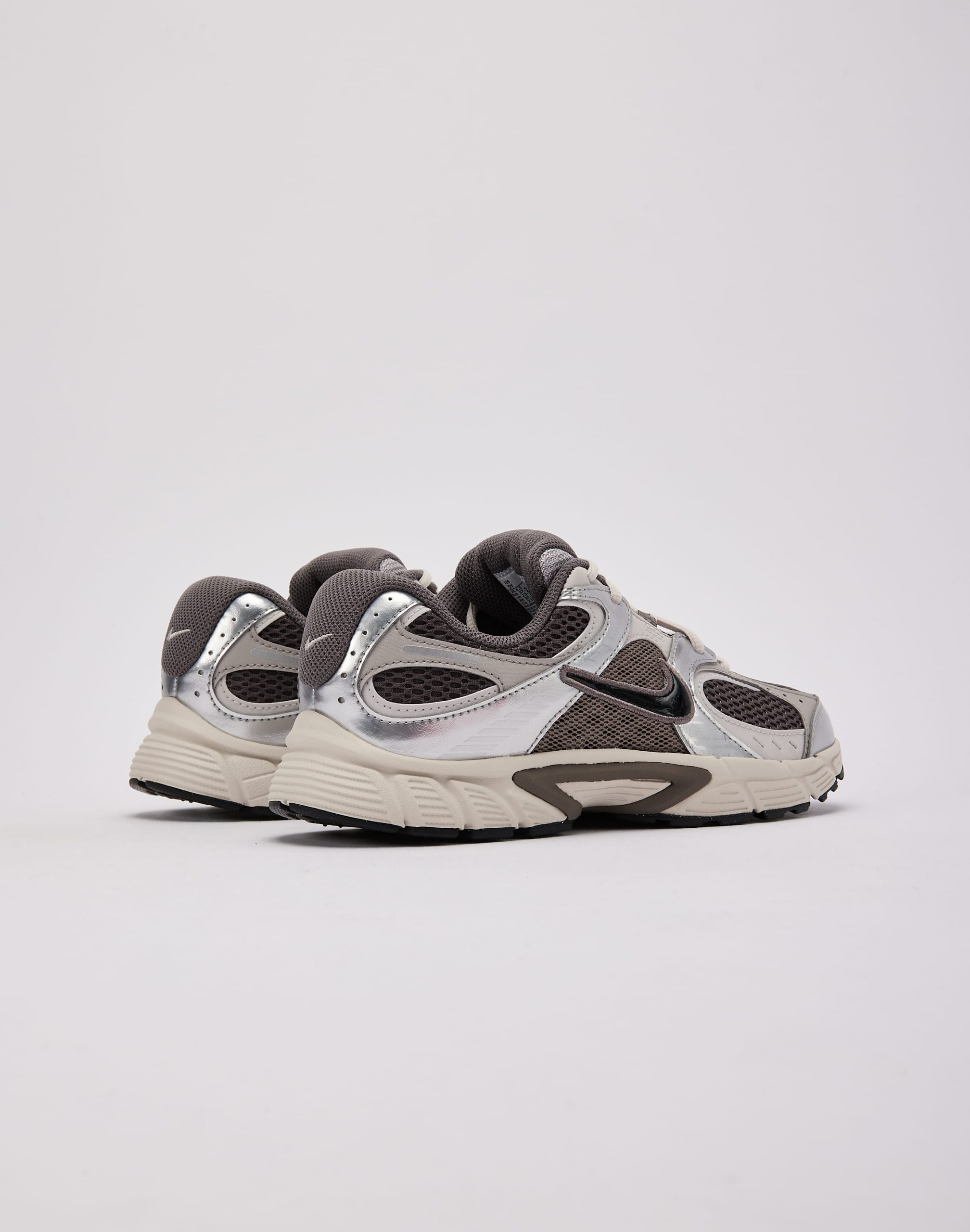 Nike V5 RNR Grade-School - Image 3