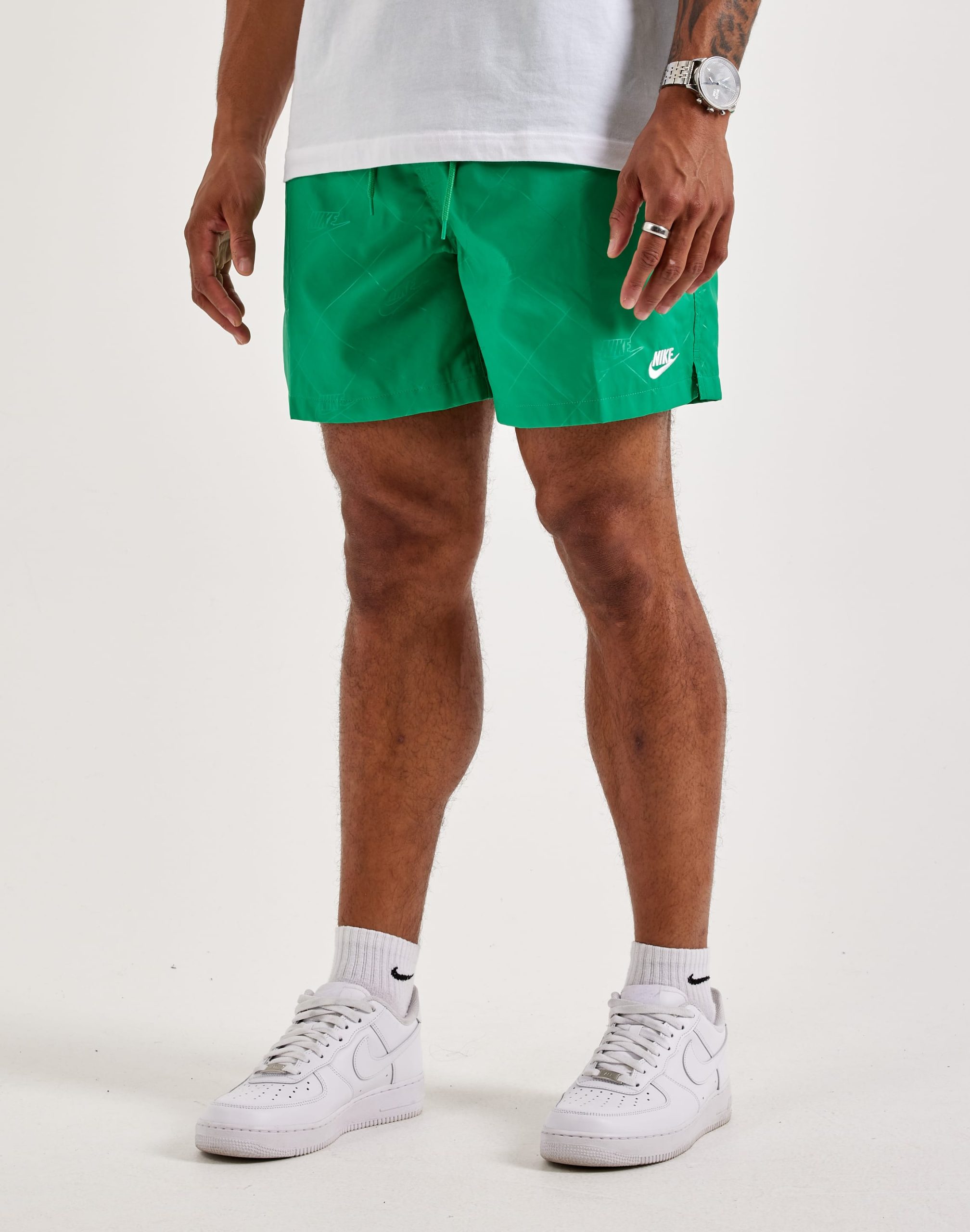 Nike Club Woven Flow Shorts - Image 2