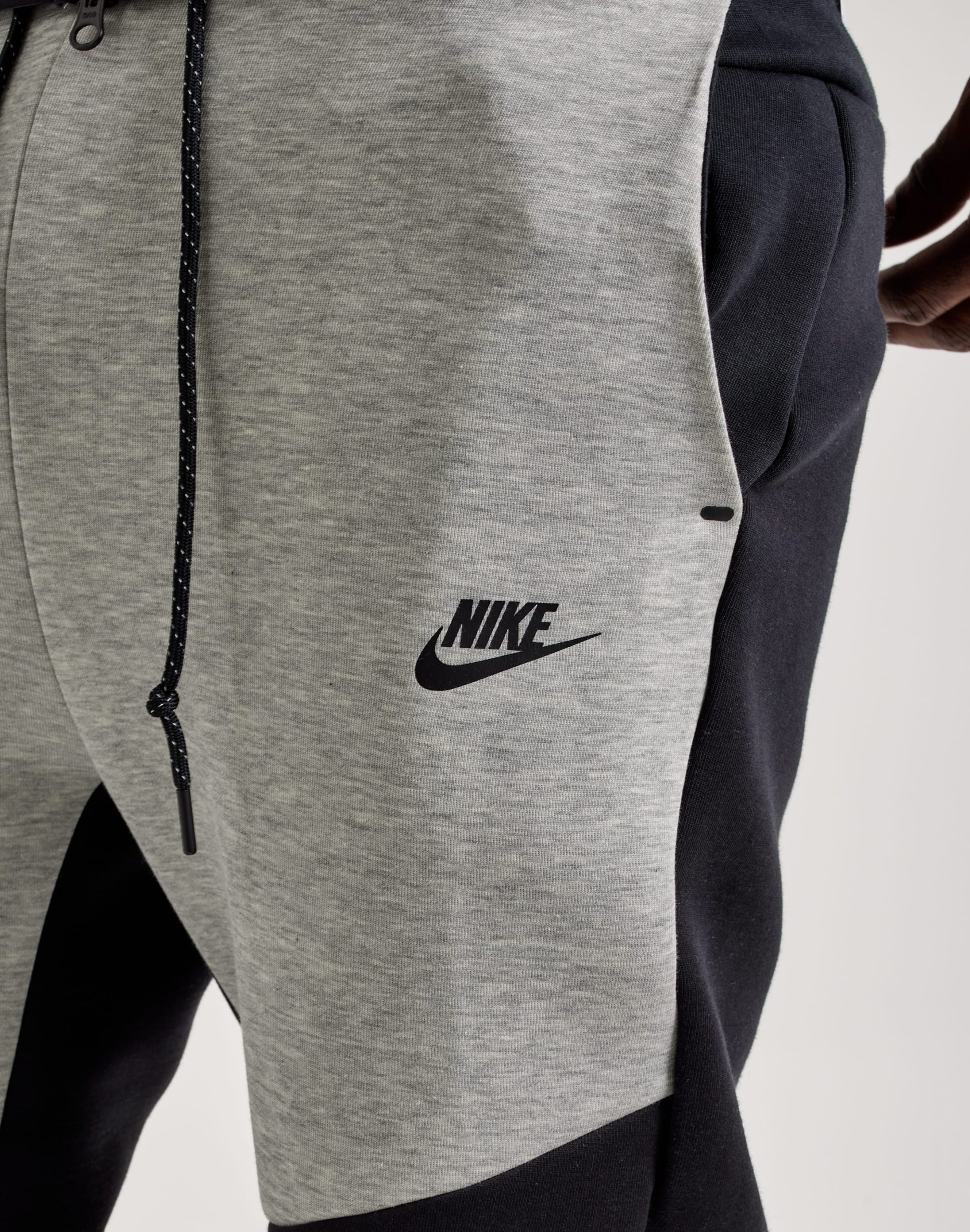 Nike Tech Fleece Joggers - Image 3